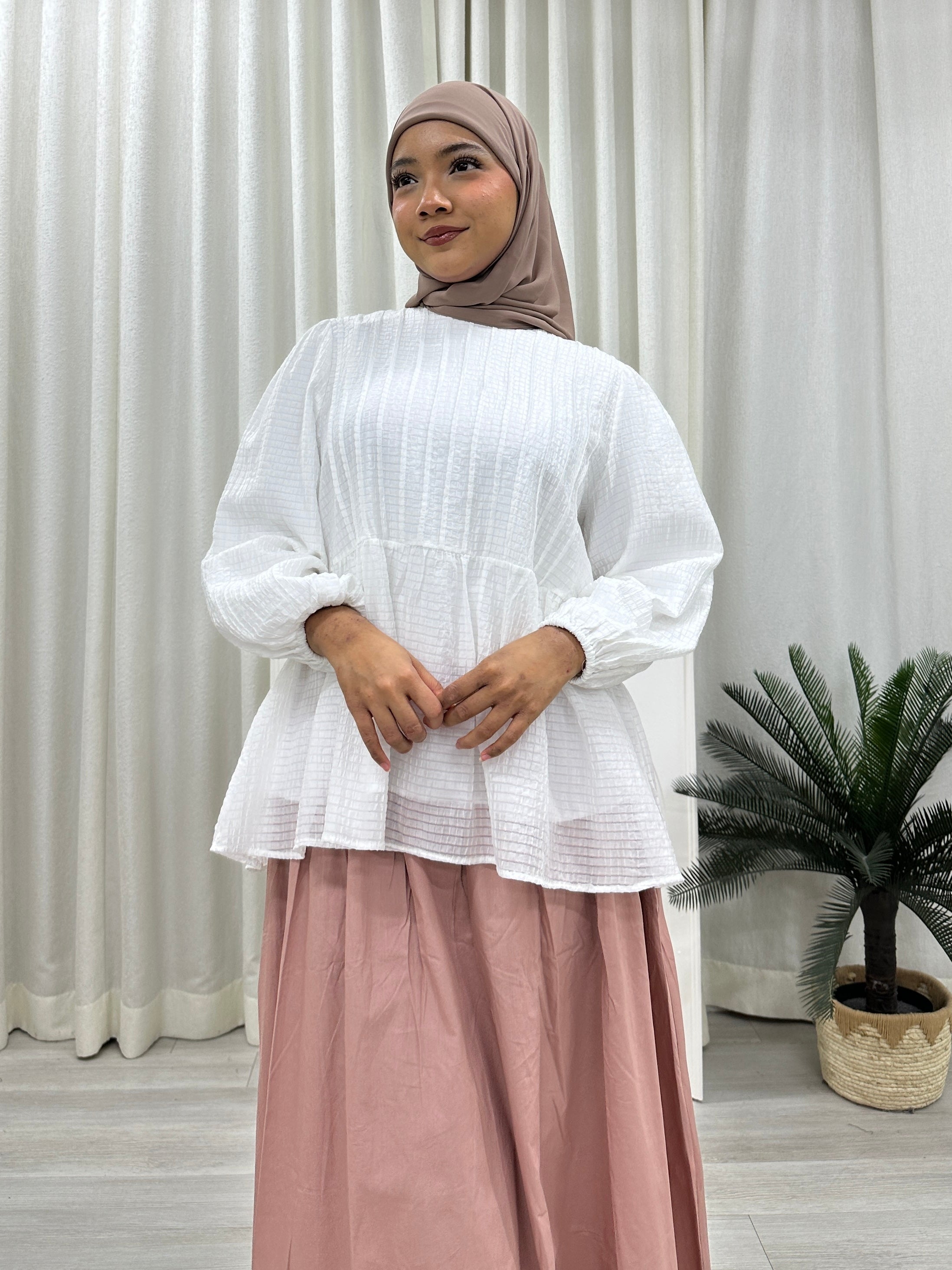 Doll Pleats Peplum Top