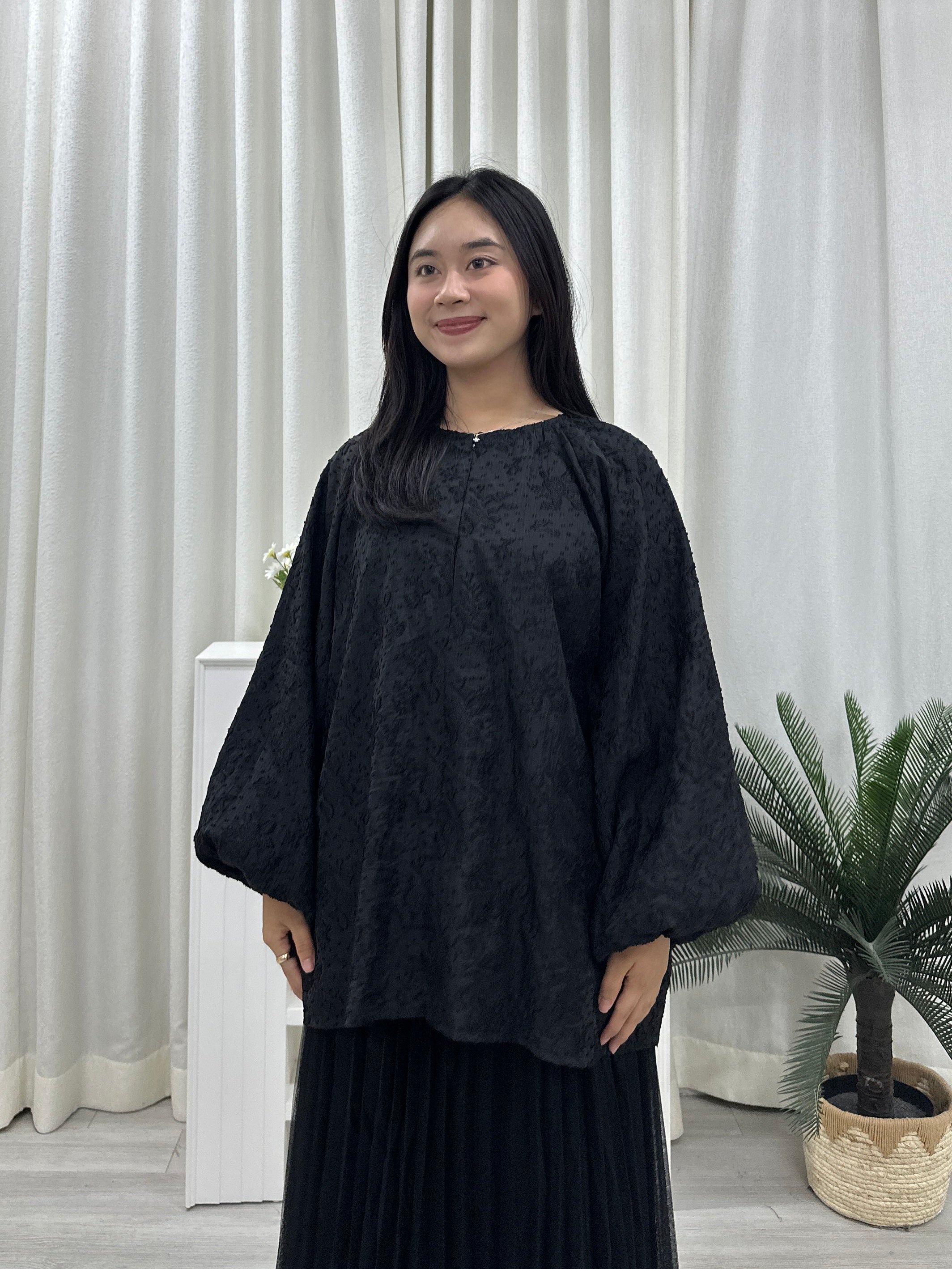 Celestine Blouse - Lunaria Nursing Friendly