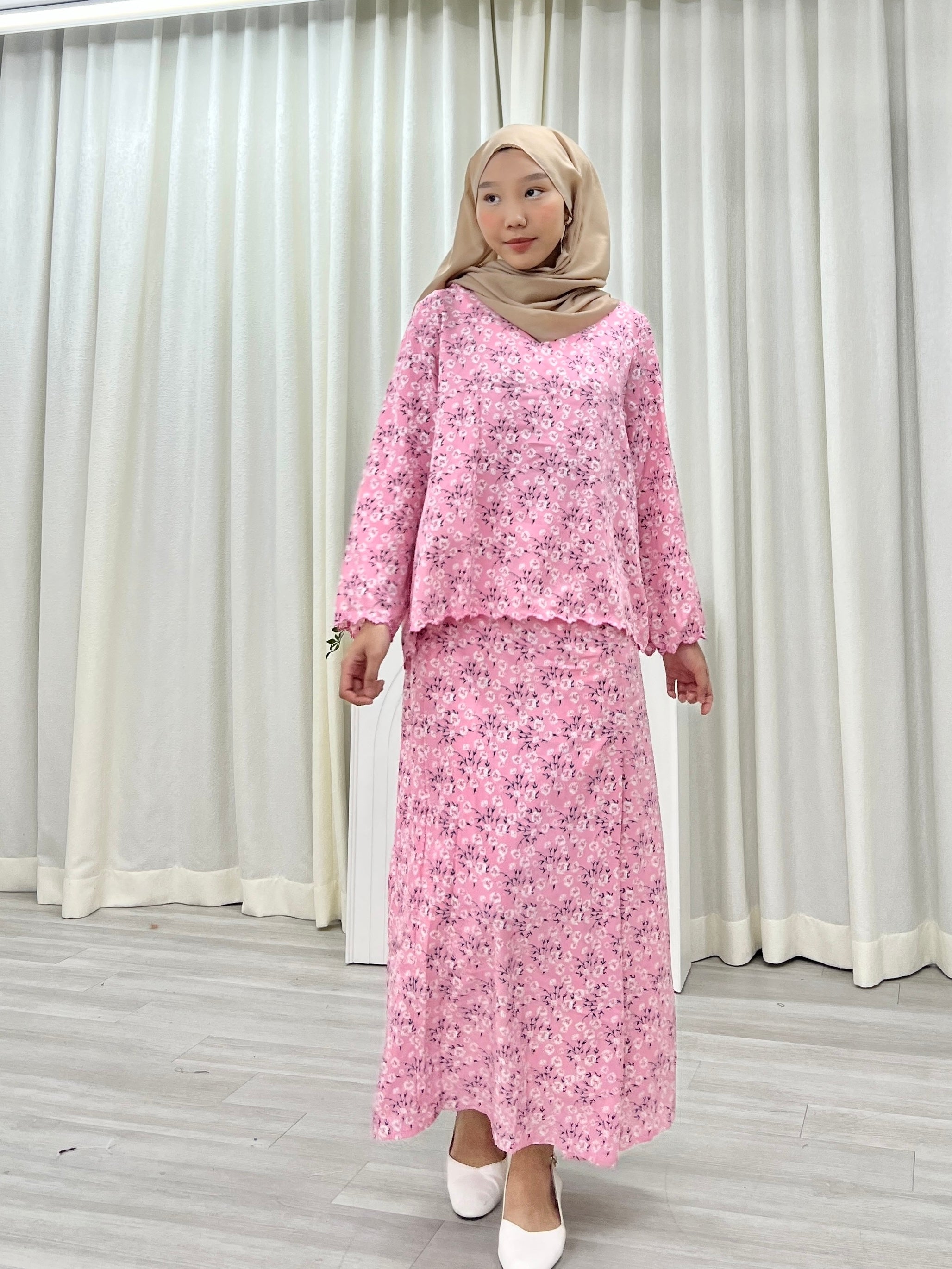 Pink Rose Sulam Set