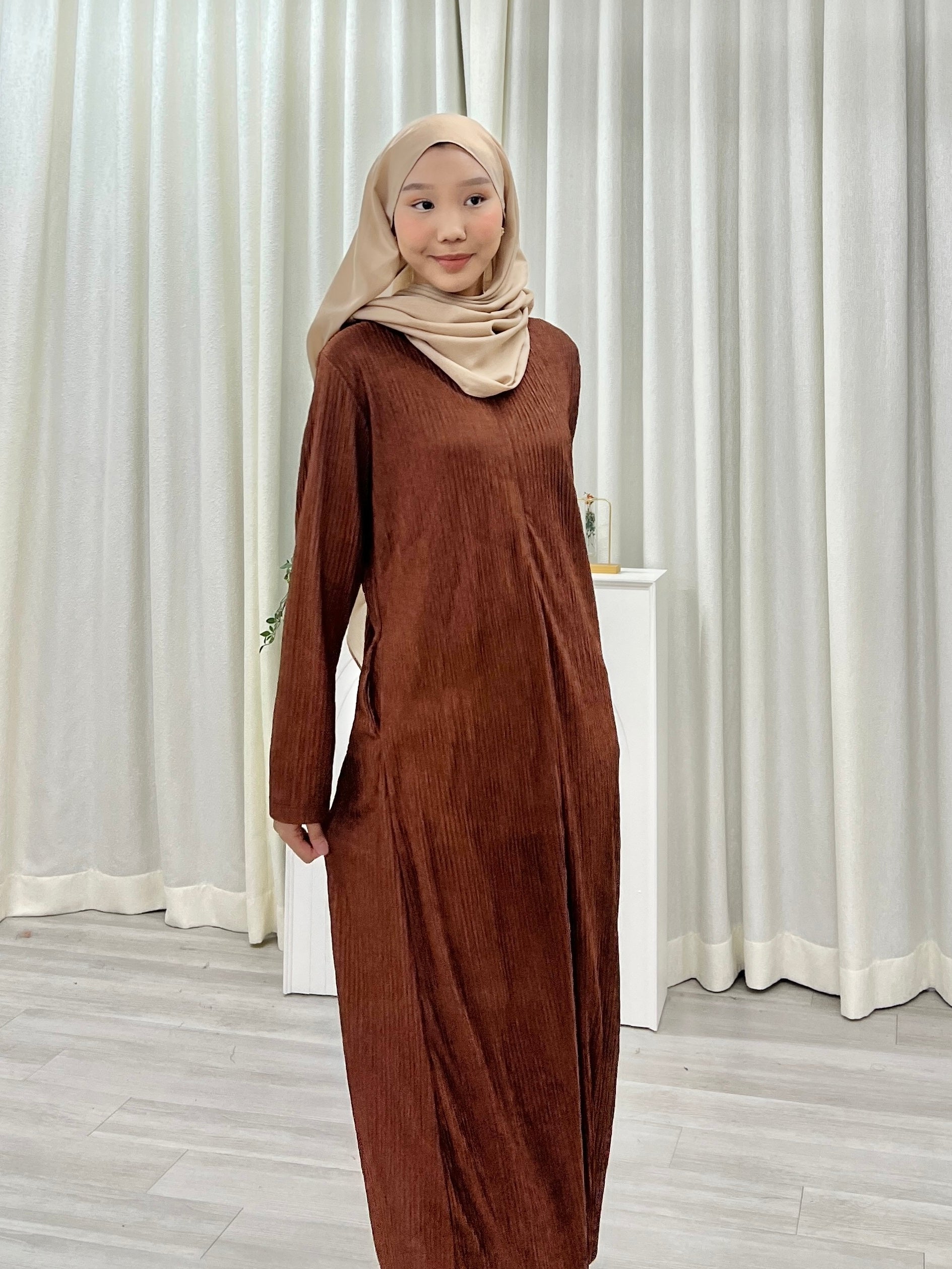 Miya Elegant Pleated Dress