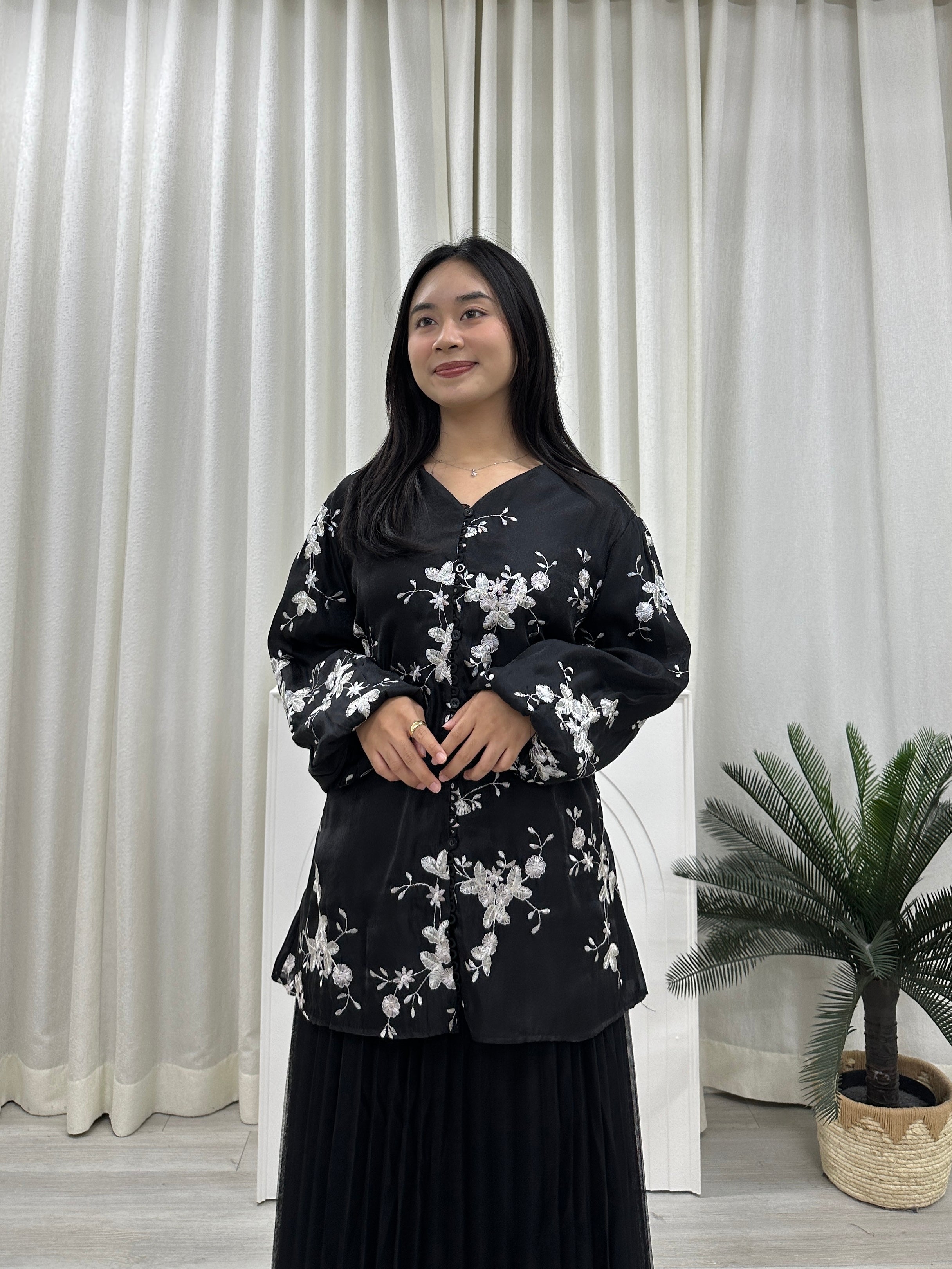 Wanderlace Blouse - Mira Attached sash