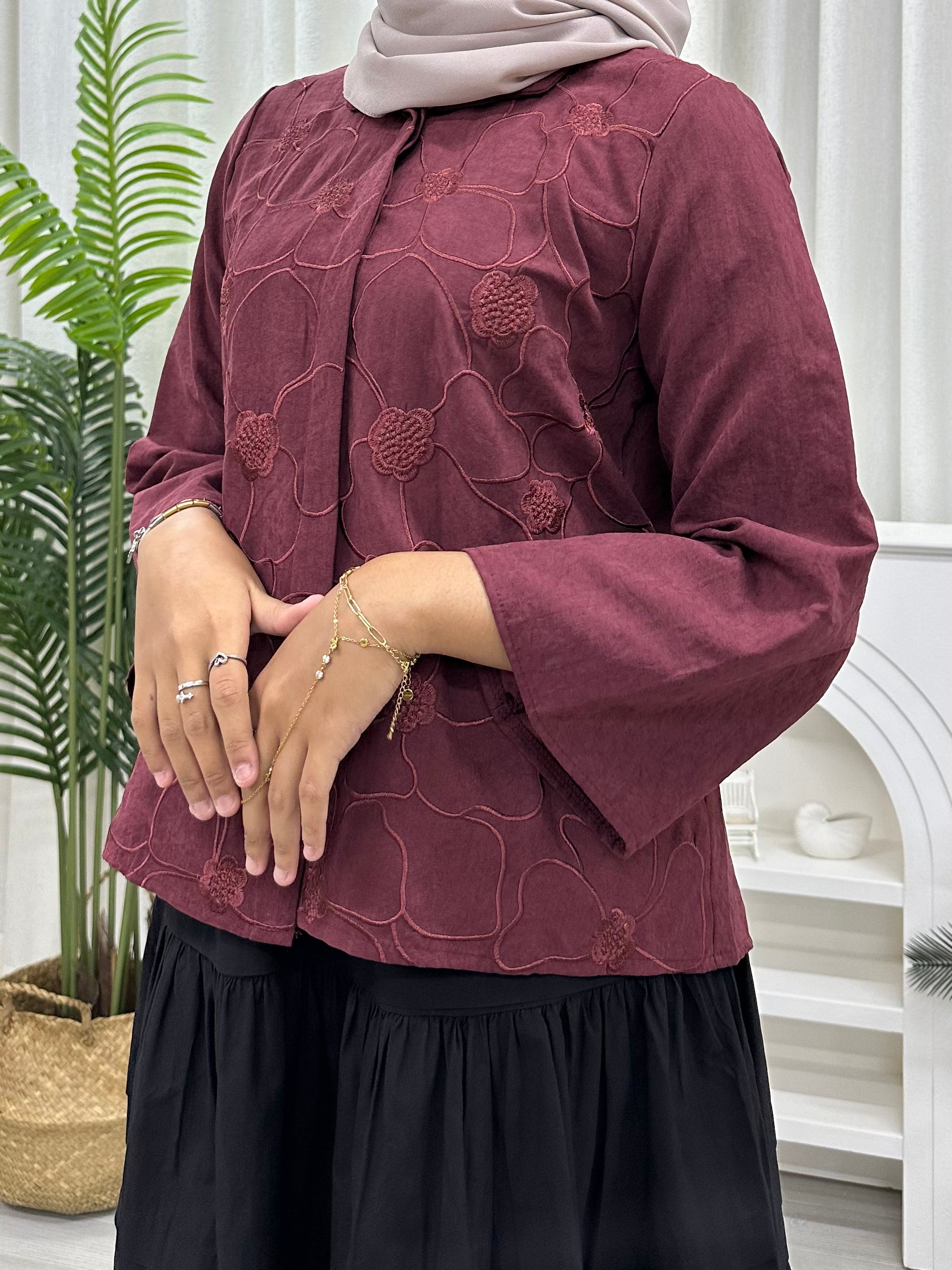 Floral Line Colour Top - Button