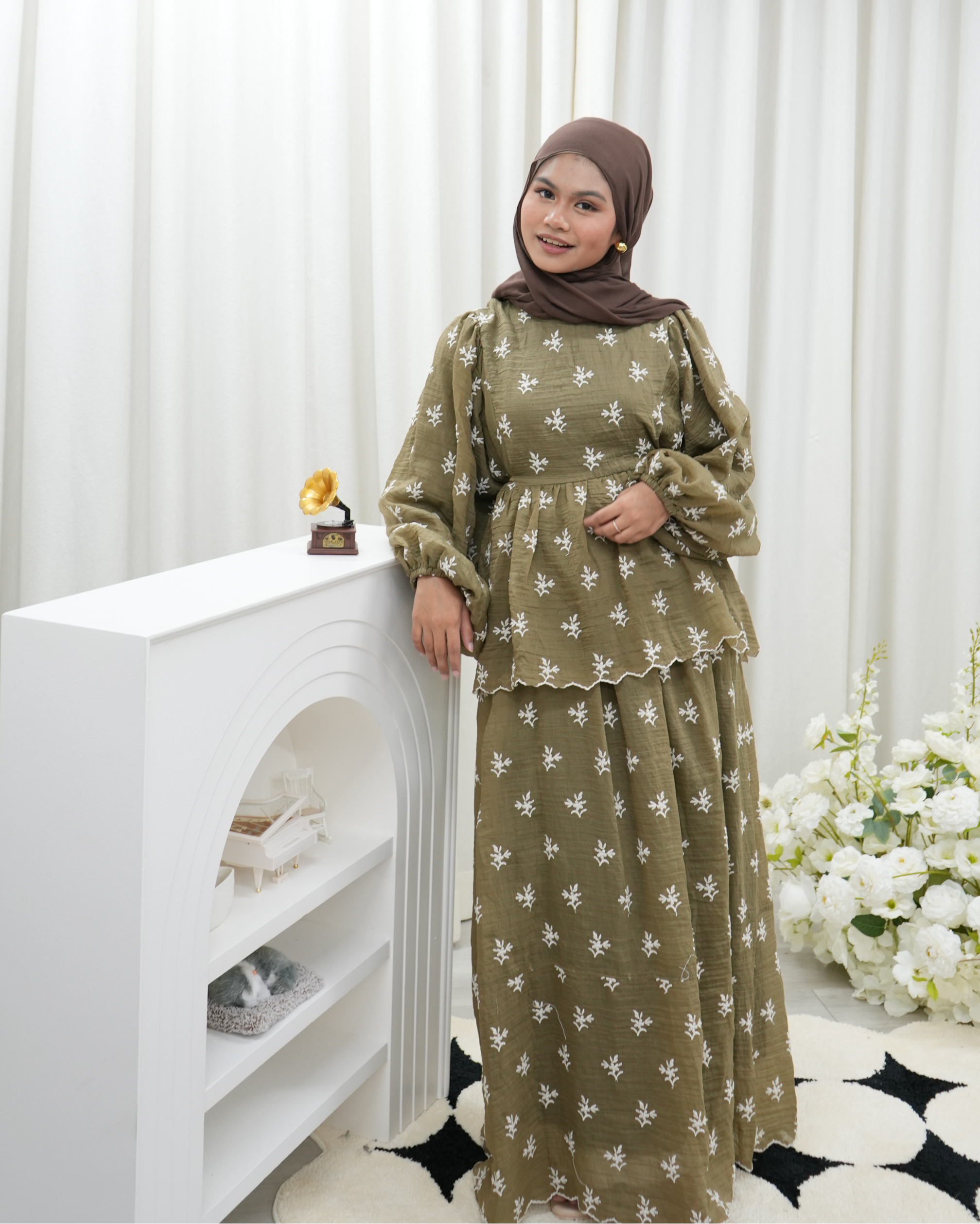 Faye Skirt Set - Florette HV LABEL