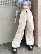 Load image into Gallery viewer, Drawstring Cargo Pants
