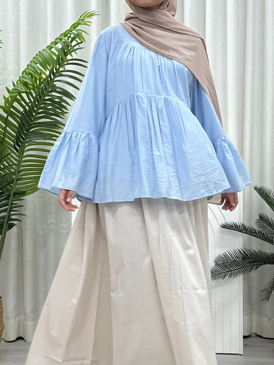 Swan Bell Wing Top HV Label