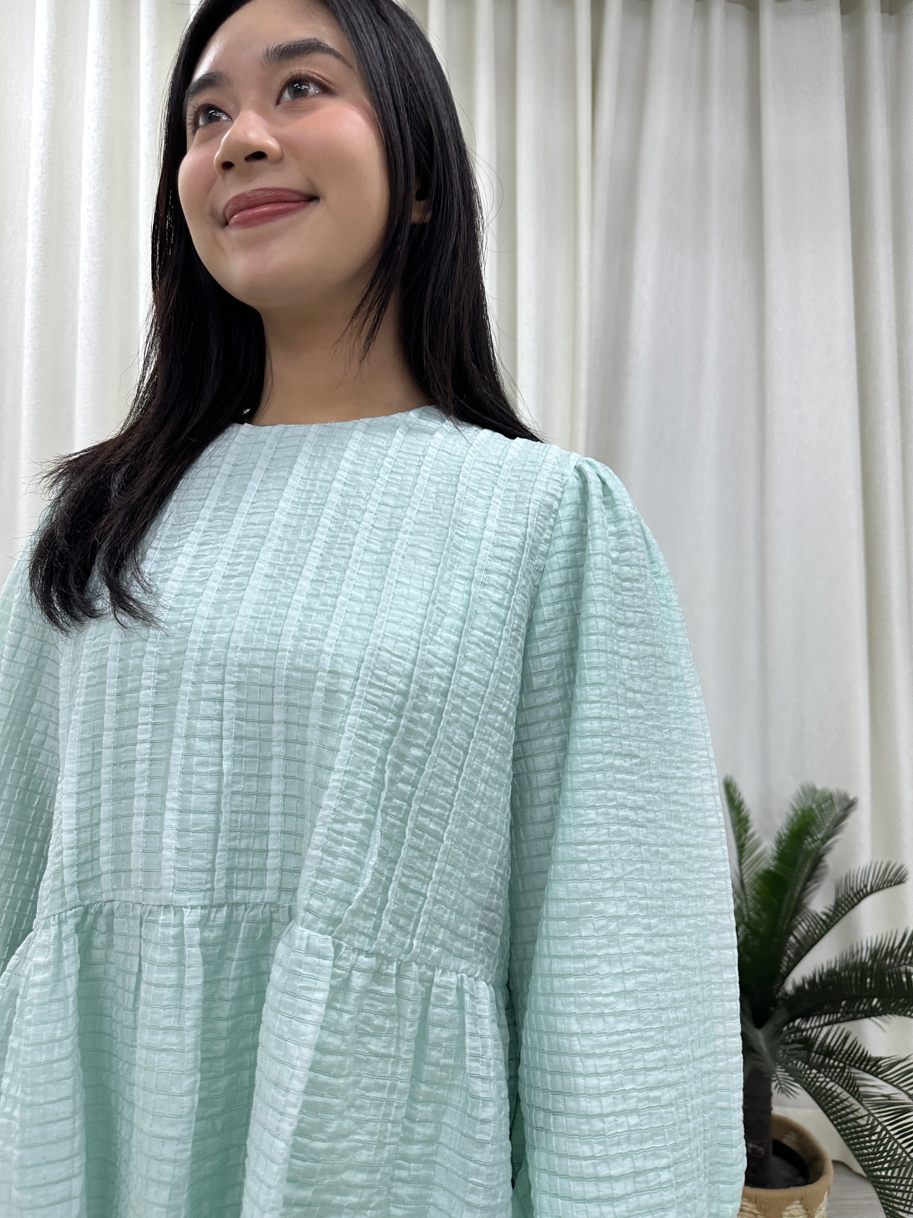 Doll Pleats Peplum Top