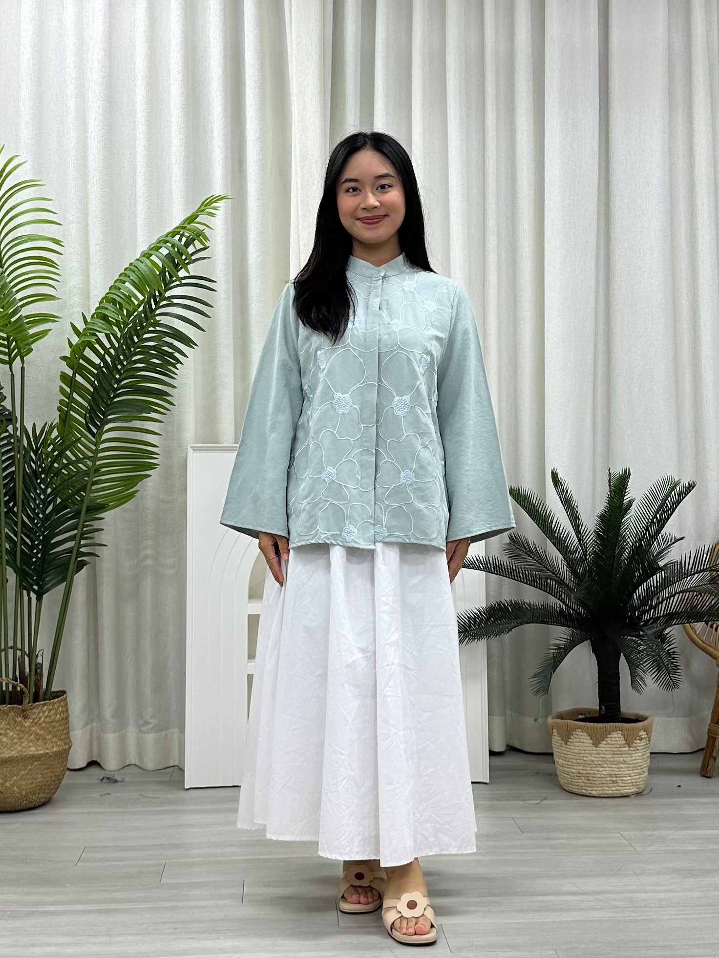 Floral Line Colour Top - Button