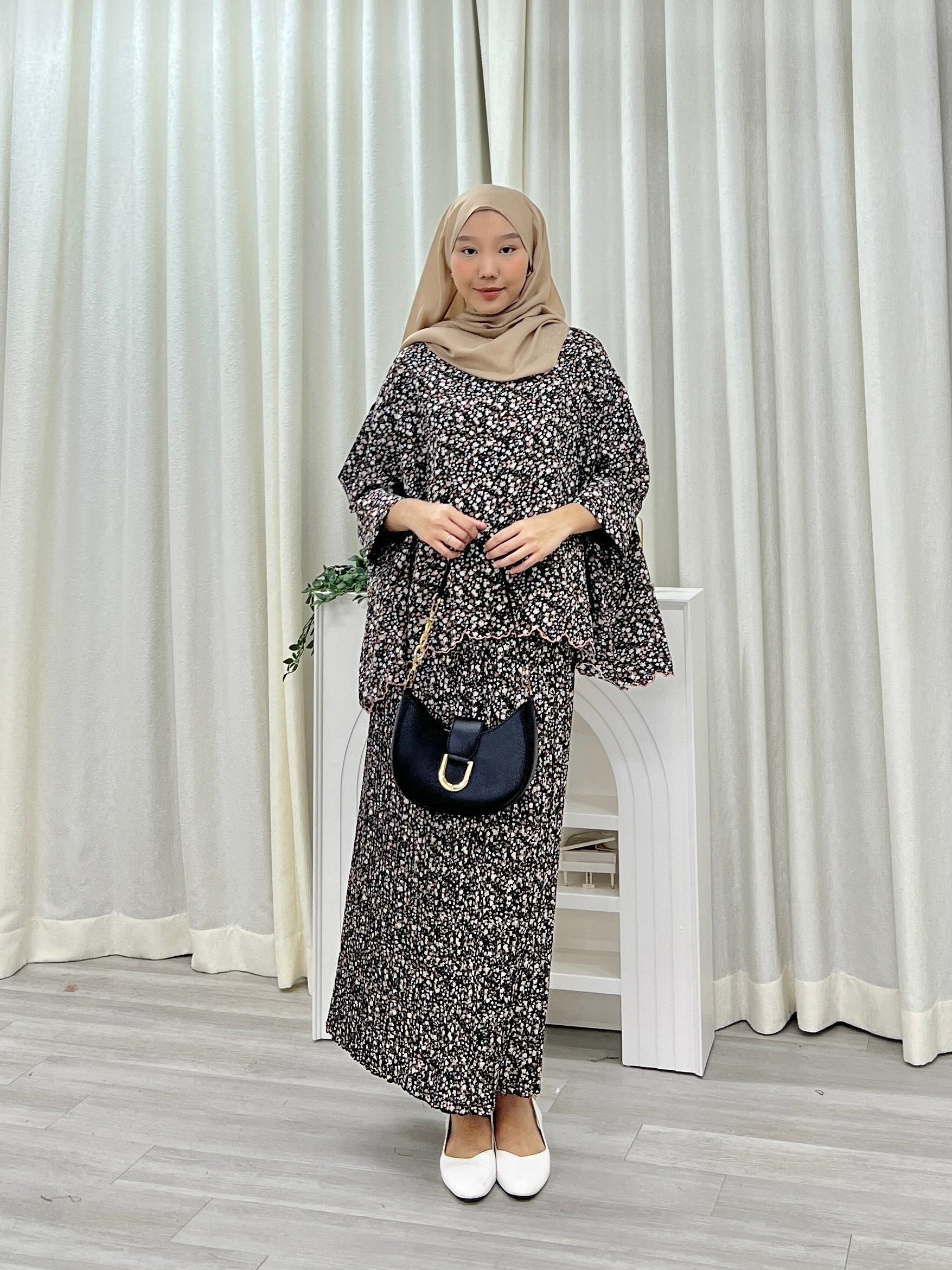 Sulam Garden Skirt Set