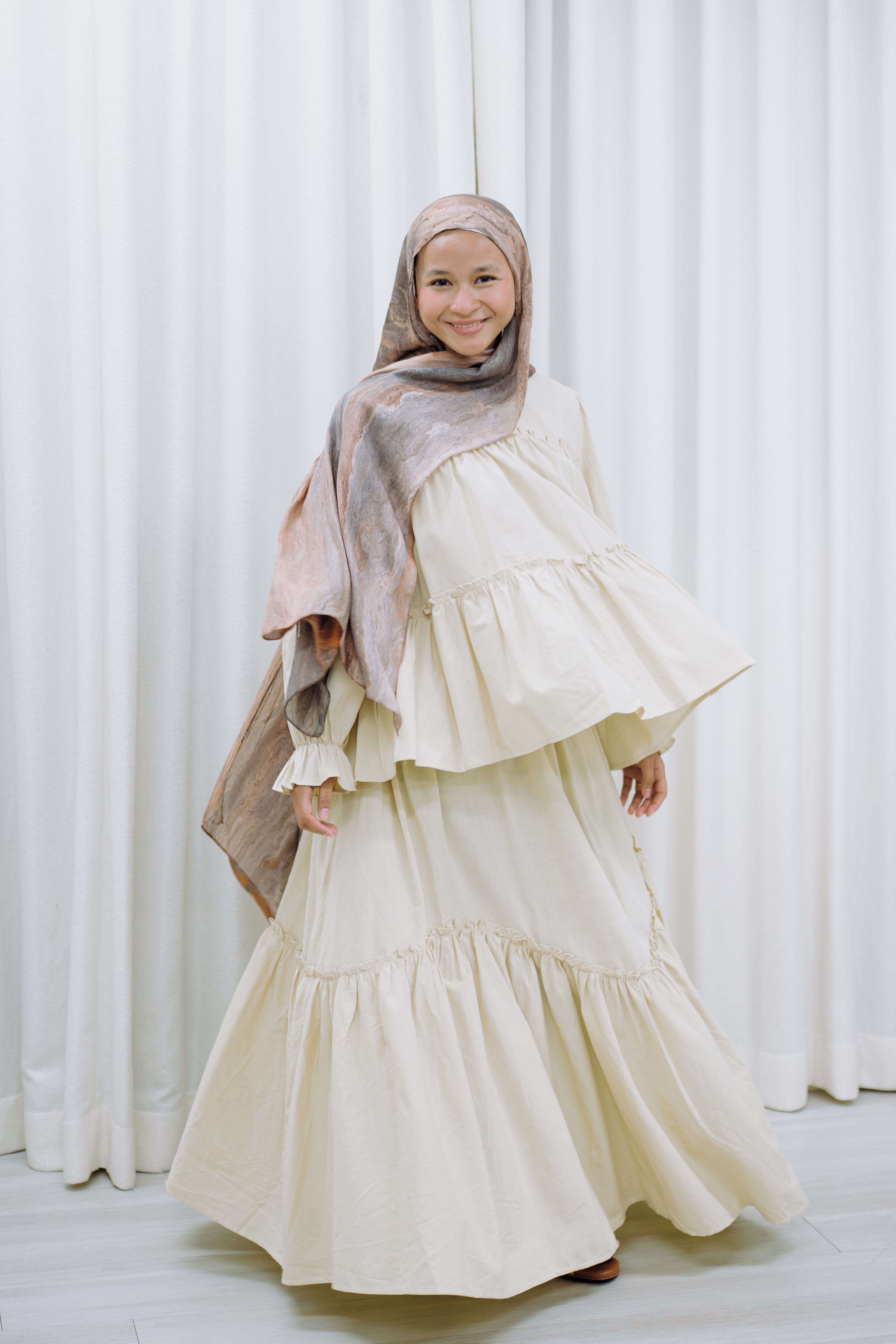 Aurette Ruffle Skirt Set HV Label