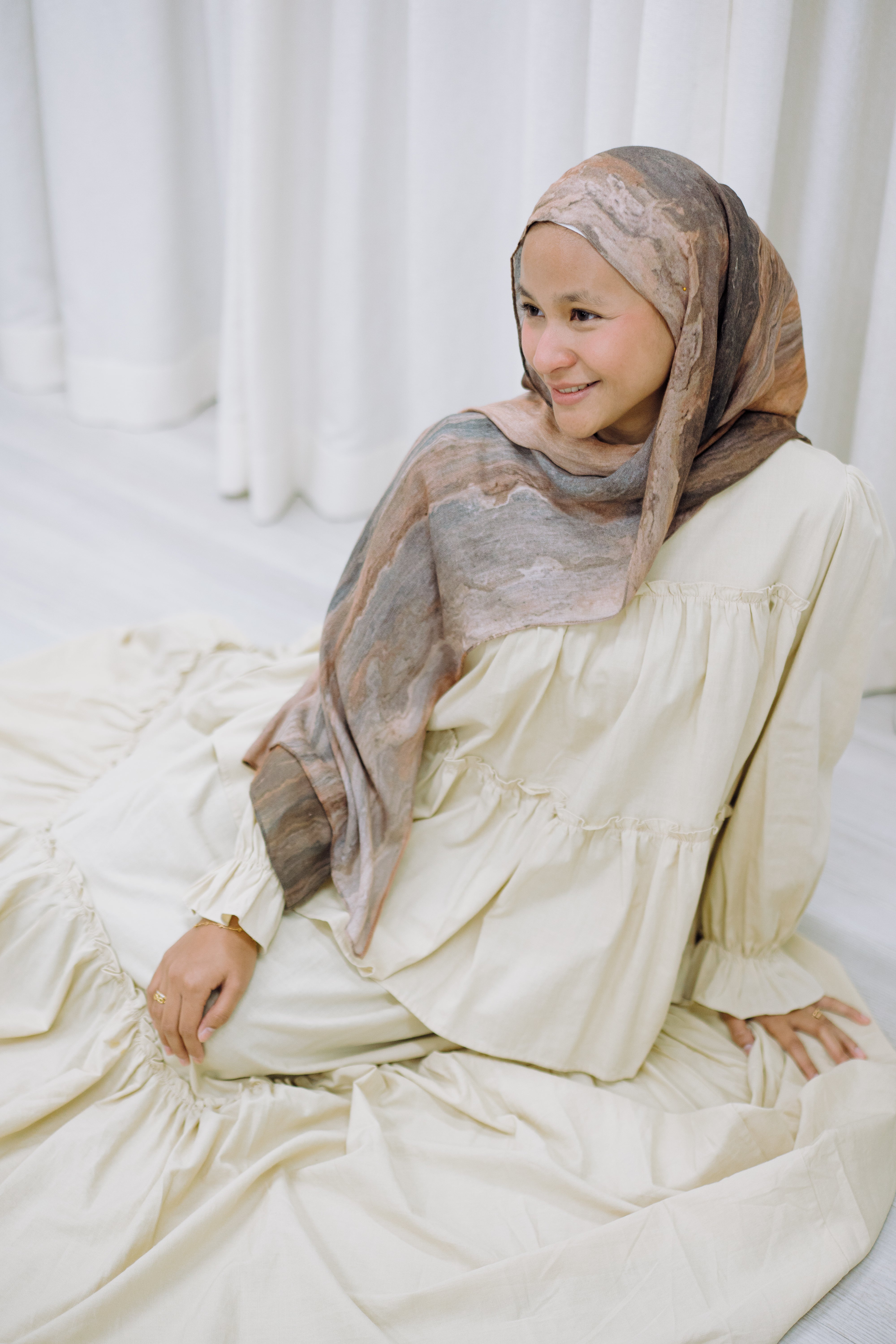 Aurette Ruffle Skirt Set HV Label