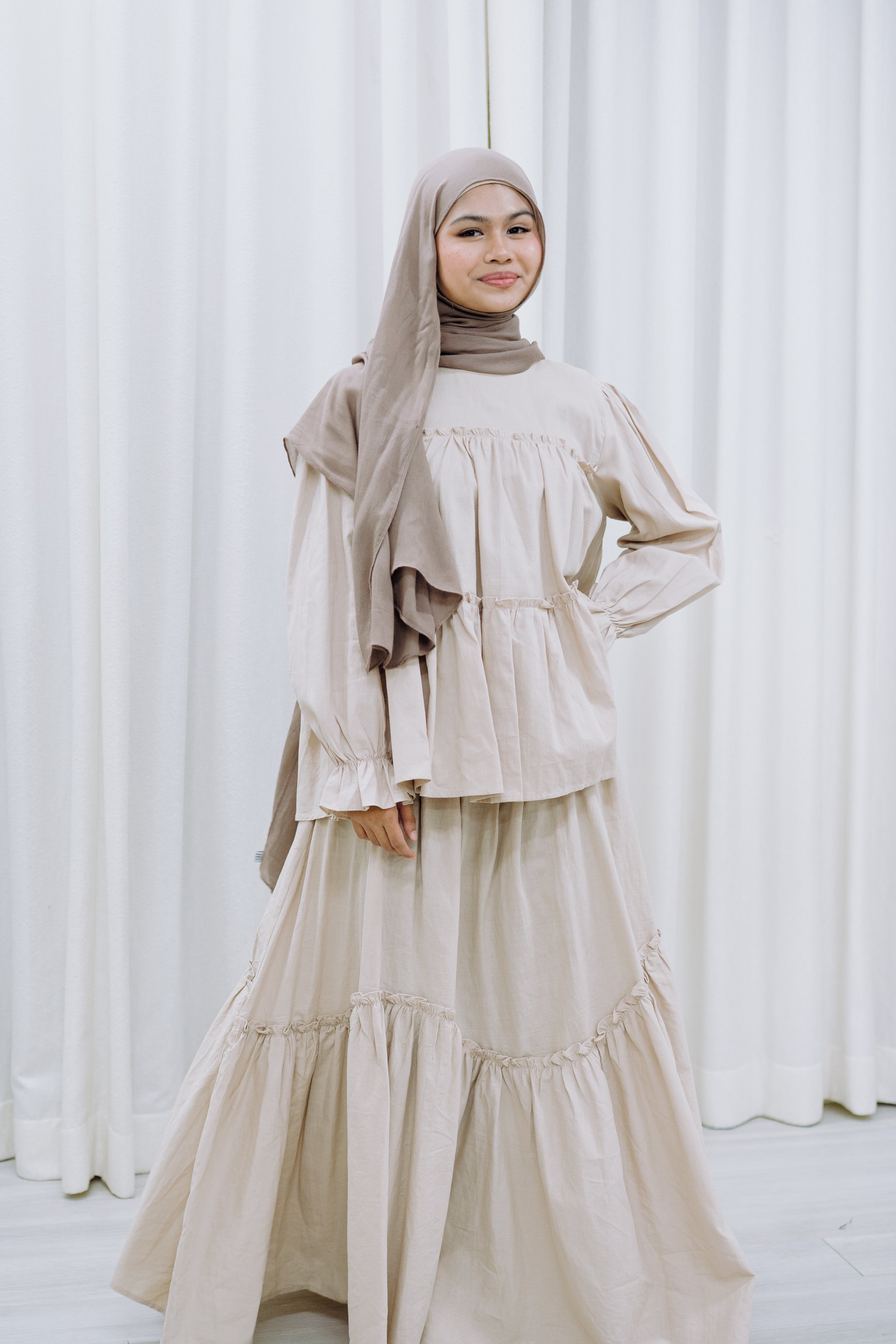 Aurette Ruffle Skirt Set HV Label