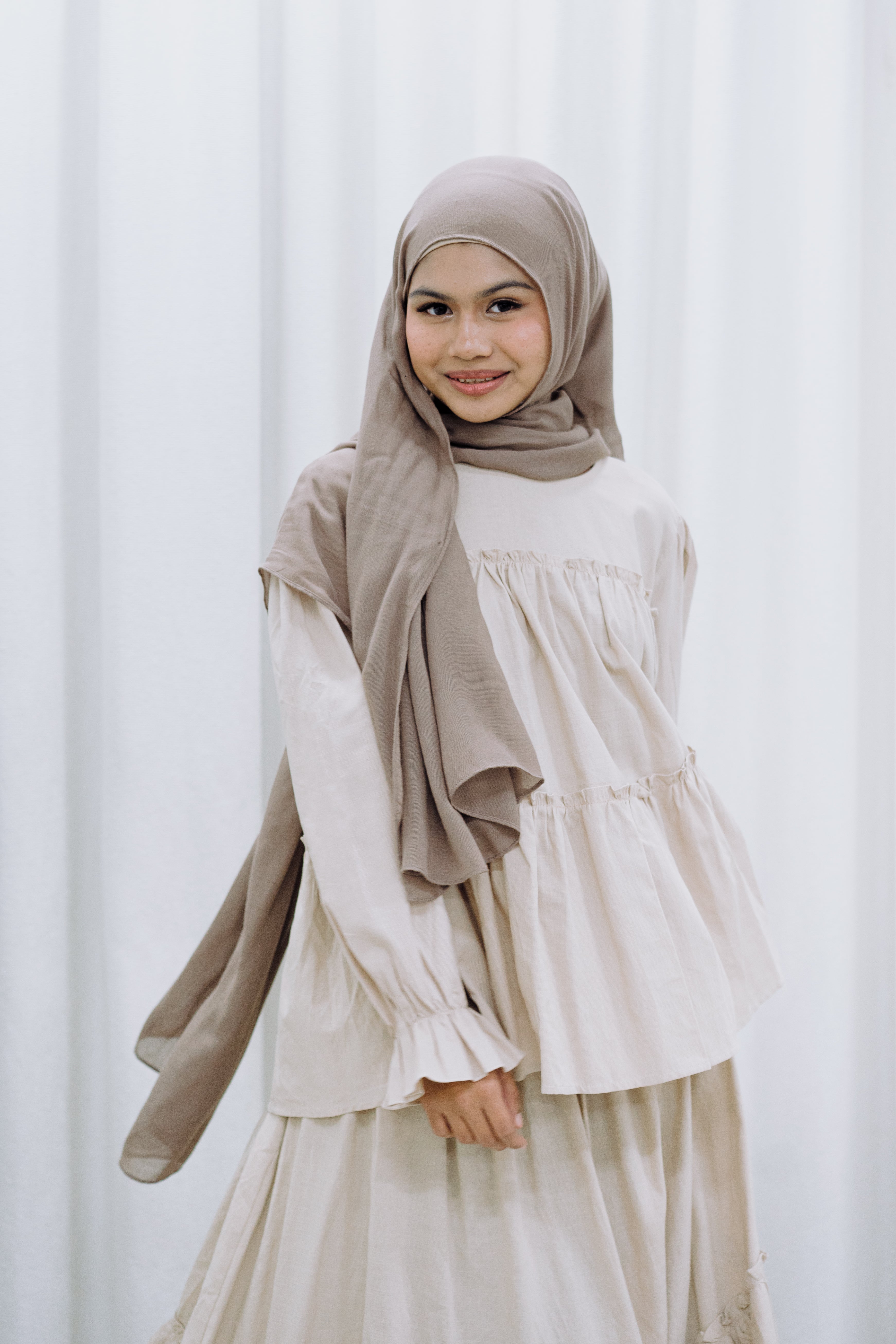 Aurette Ruffle Skirt Set HV Label