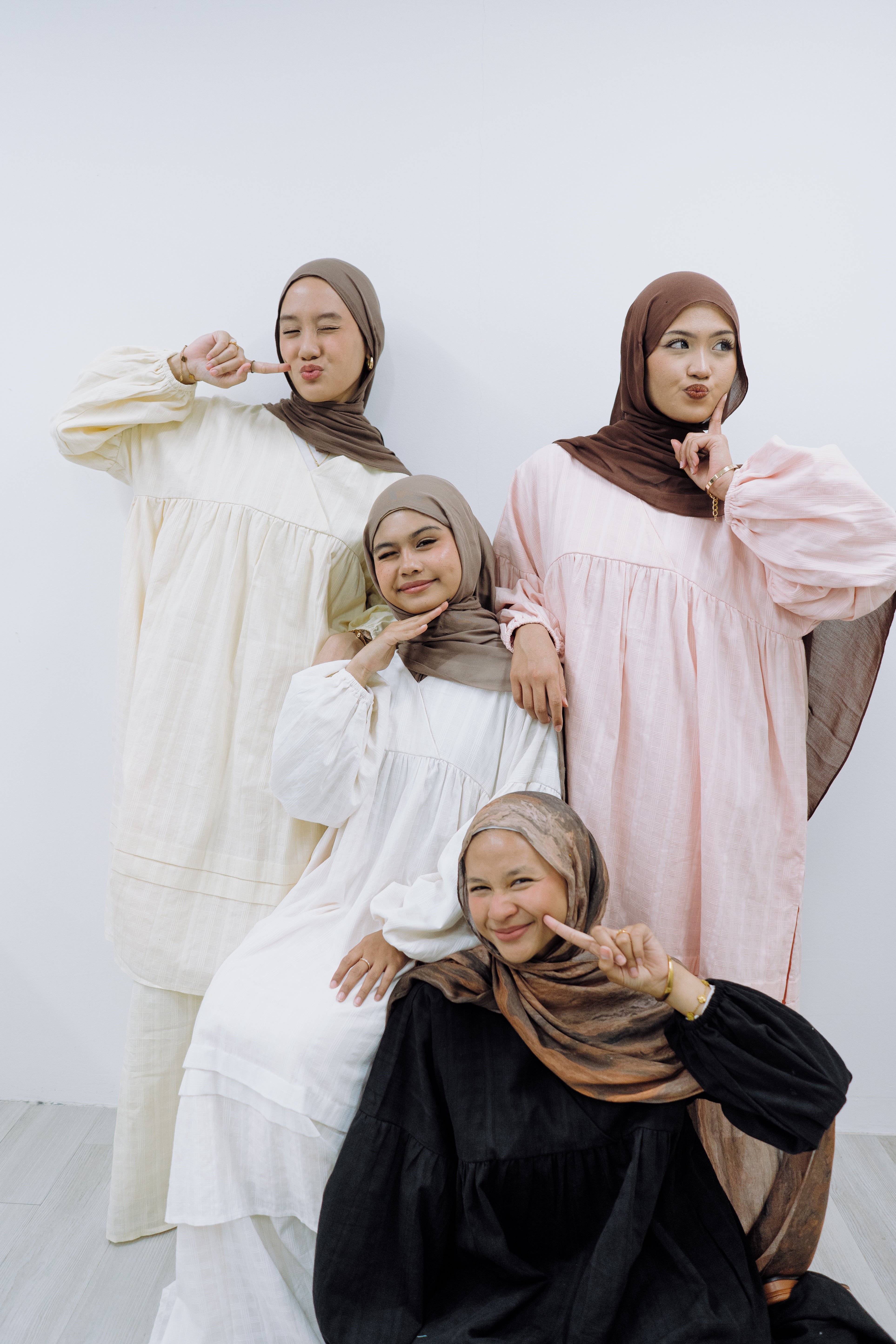 Kimora Skirt Set - Mono Plaid