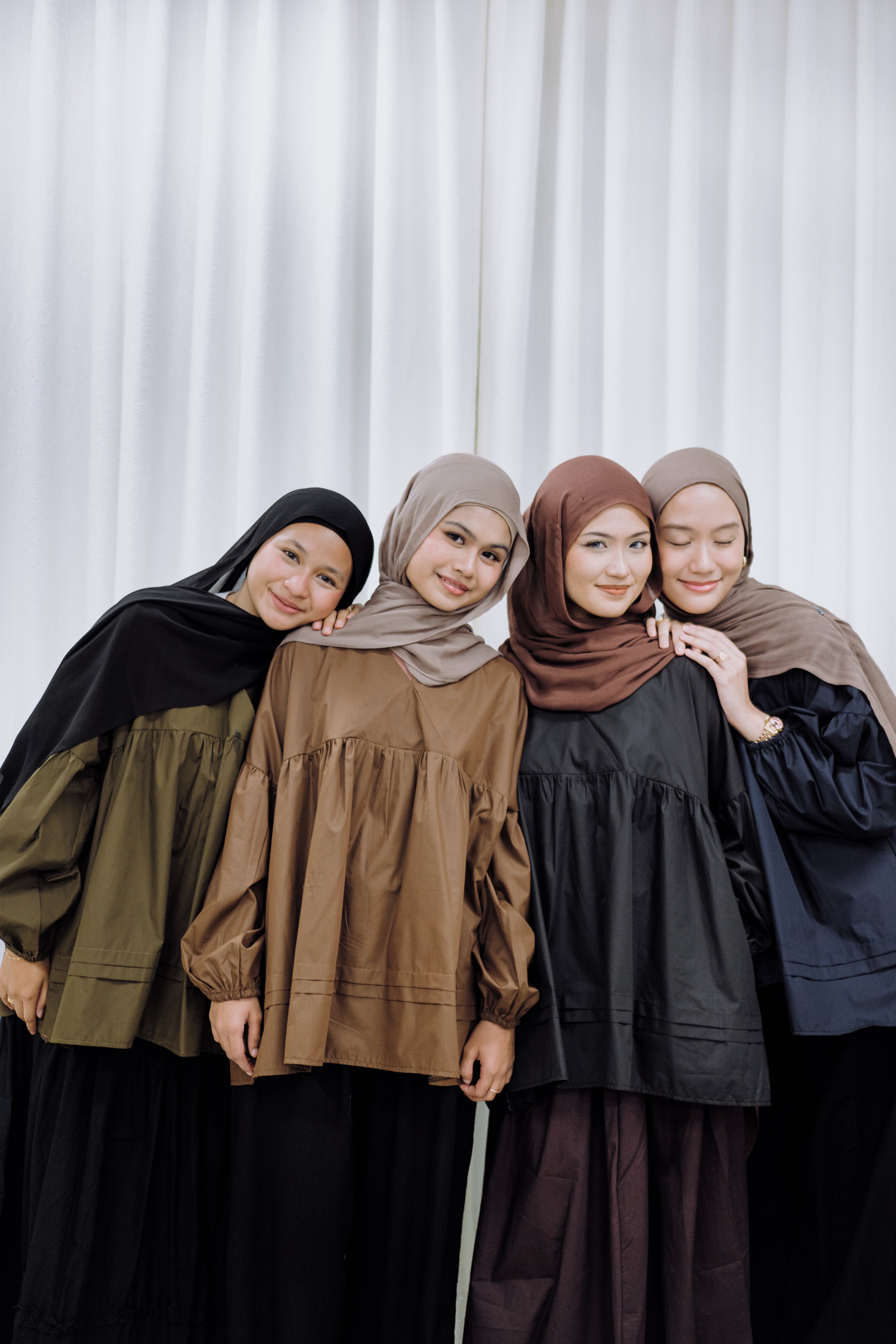 Plain Kimora Pleated Top HV Label