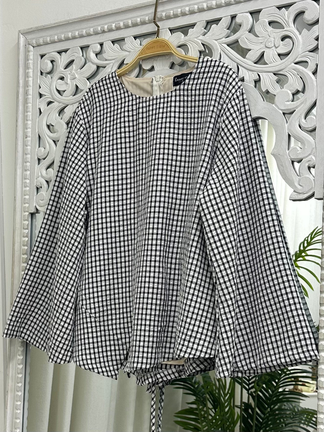 Cinch Muse Seam Top -  Checkered