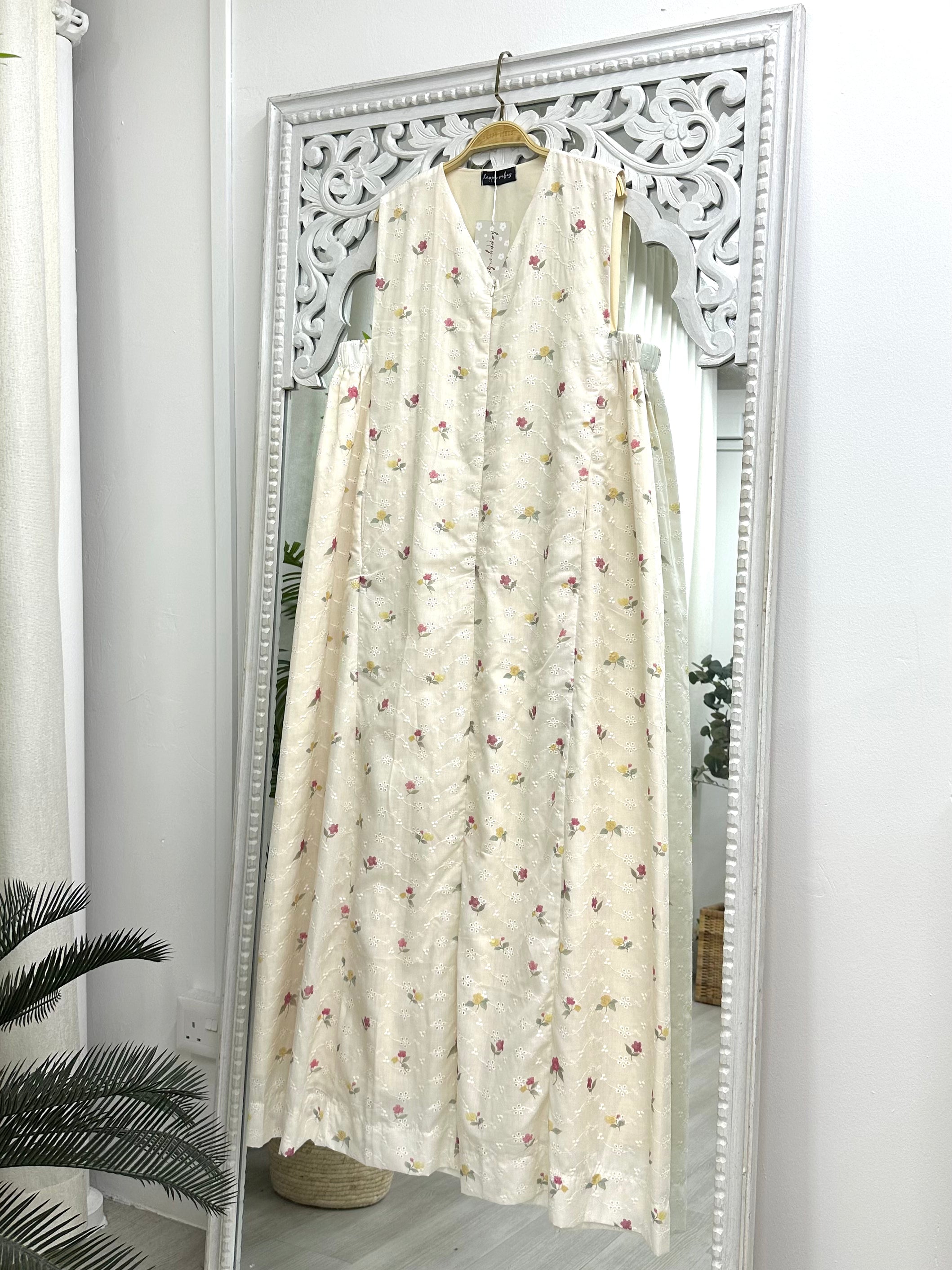 Lola V-Neck Dress HV Label