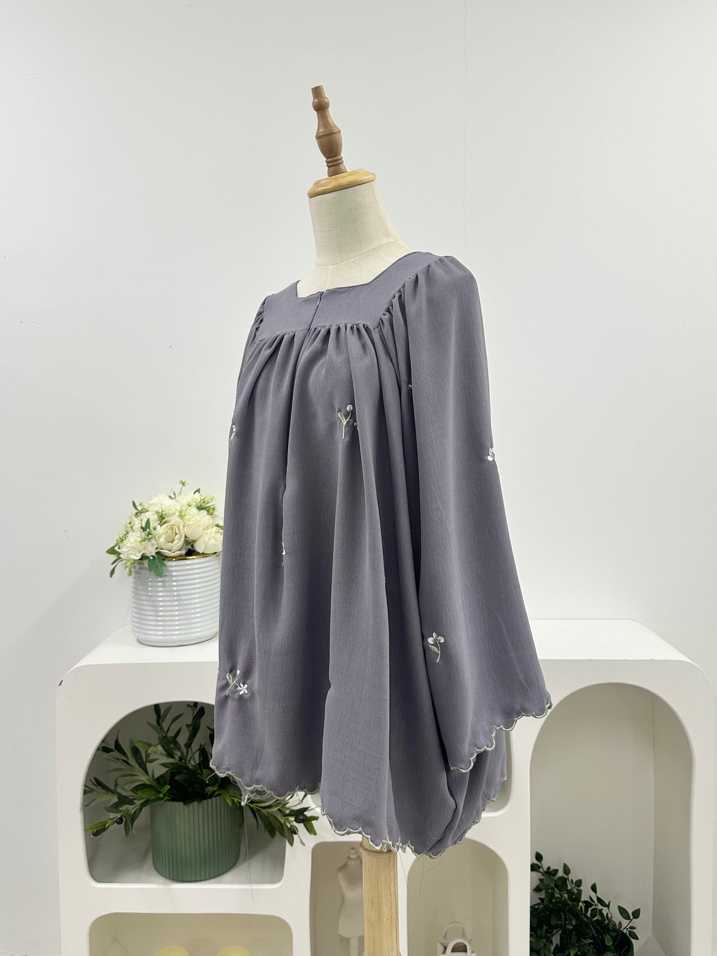 Round Petal Babydoll Blouse