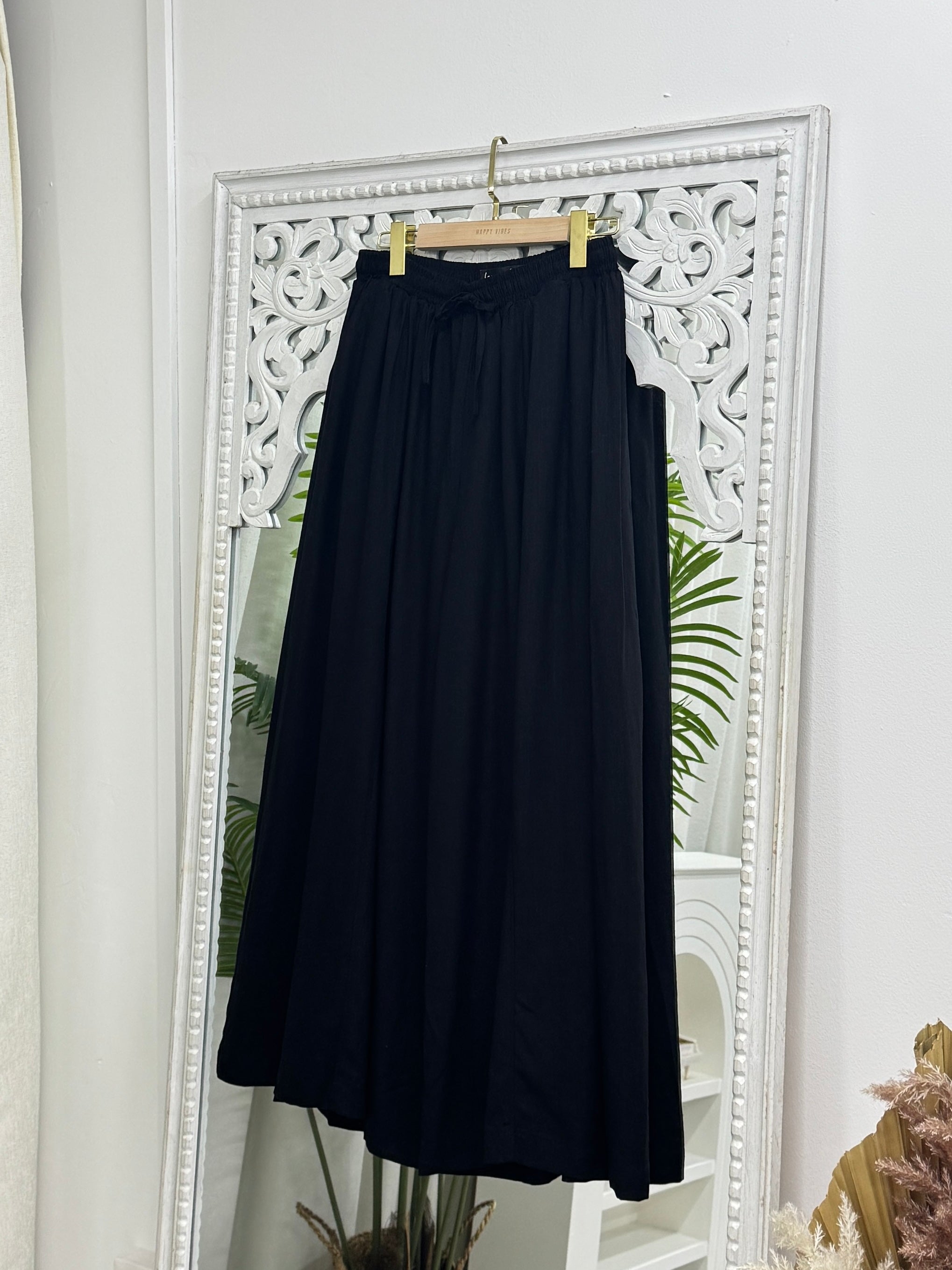 Linen Staple Wide Pants HV Label