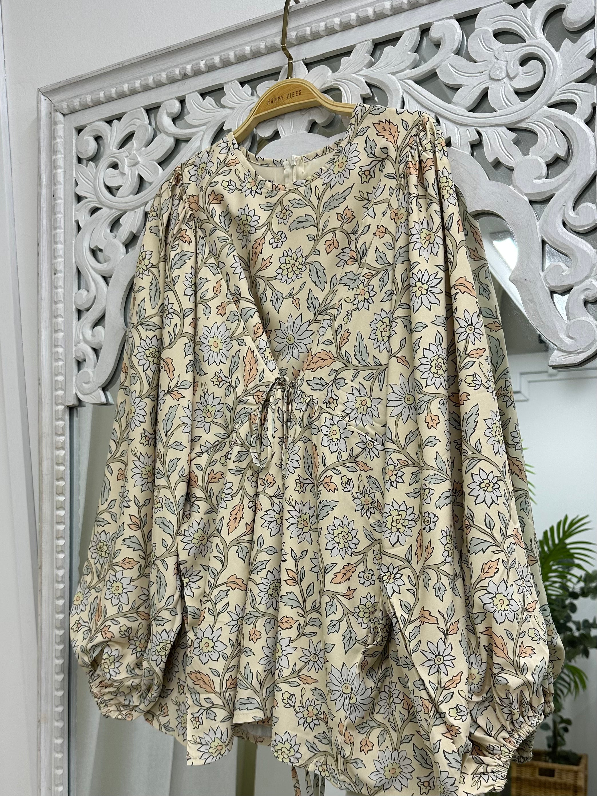 Faye Series - Botanical Heritage HV Label