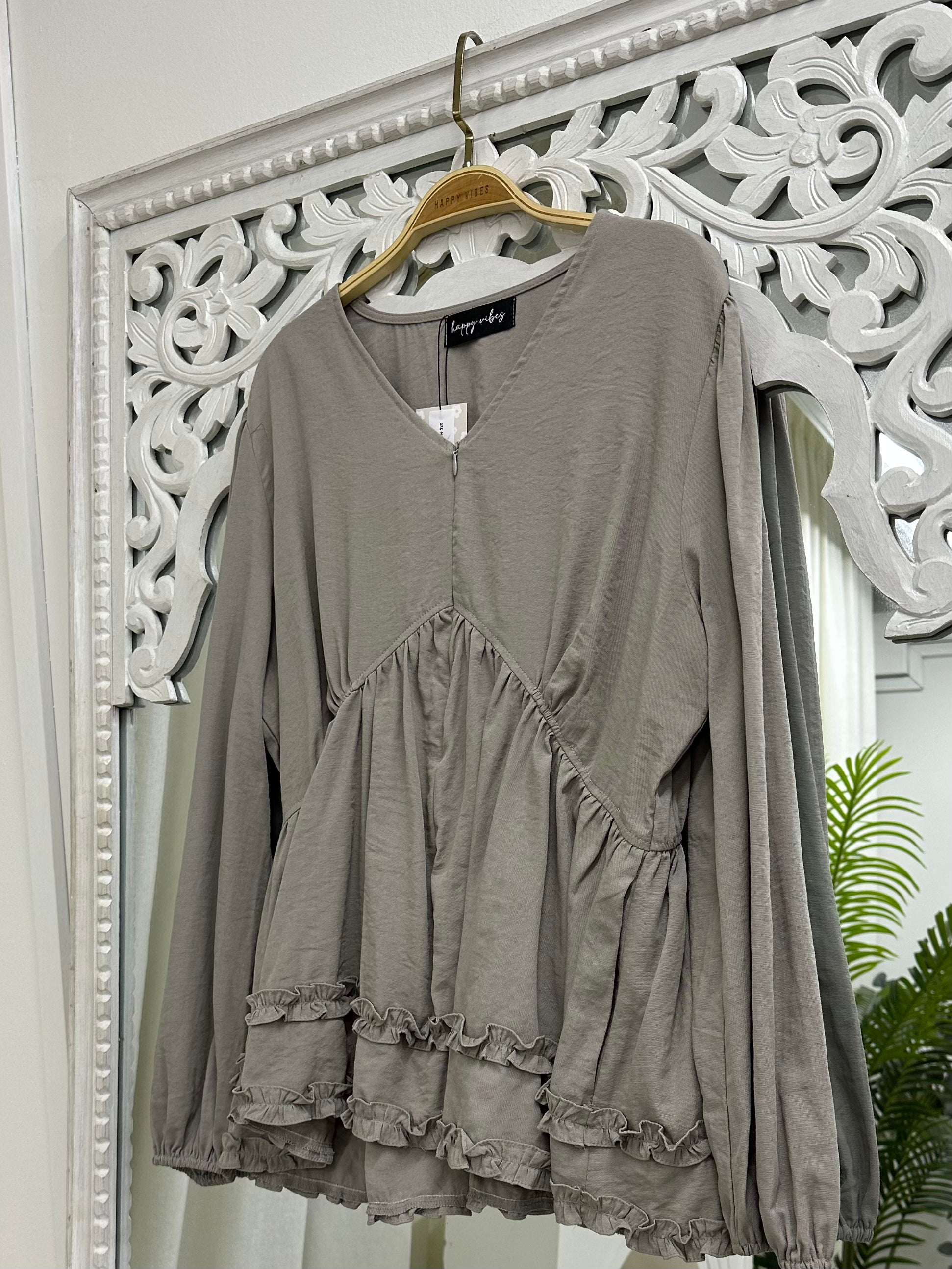 Sunday Ruffles Top Hv Label