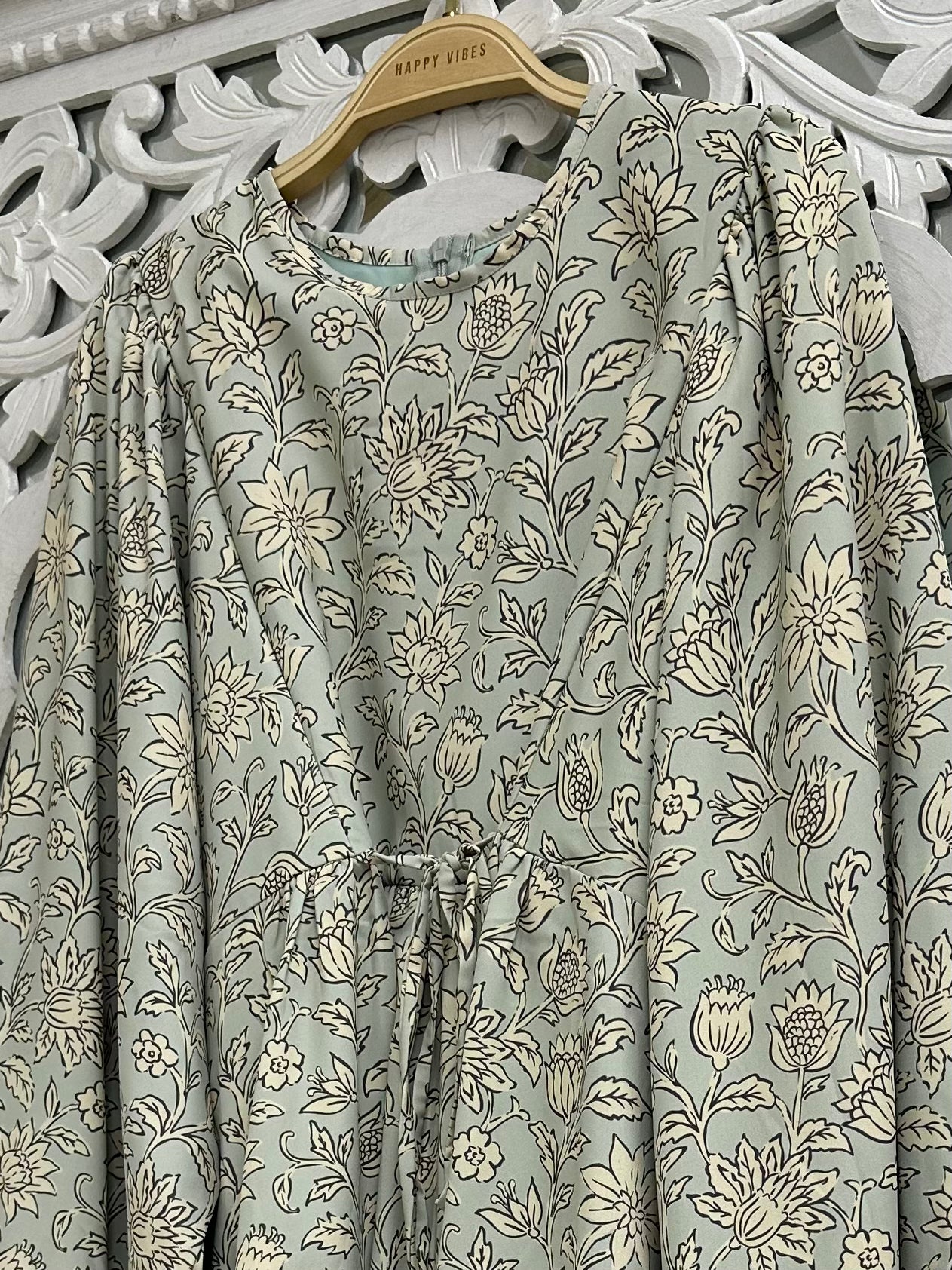 Faye Series - Botanical Heritage HV Label