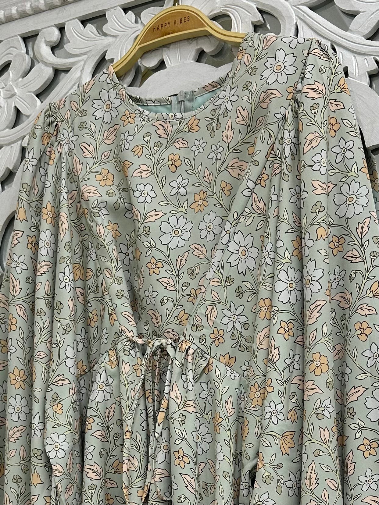 Faye Series - Botanical Heritage HV Label