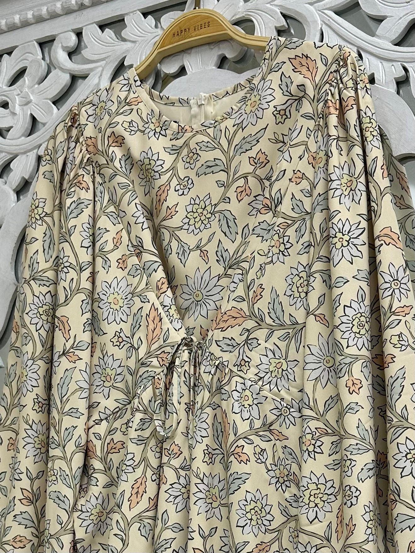 Faye Series - Botanical Heritage HV Label