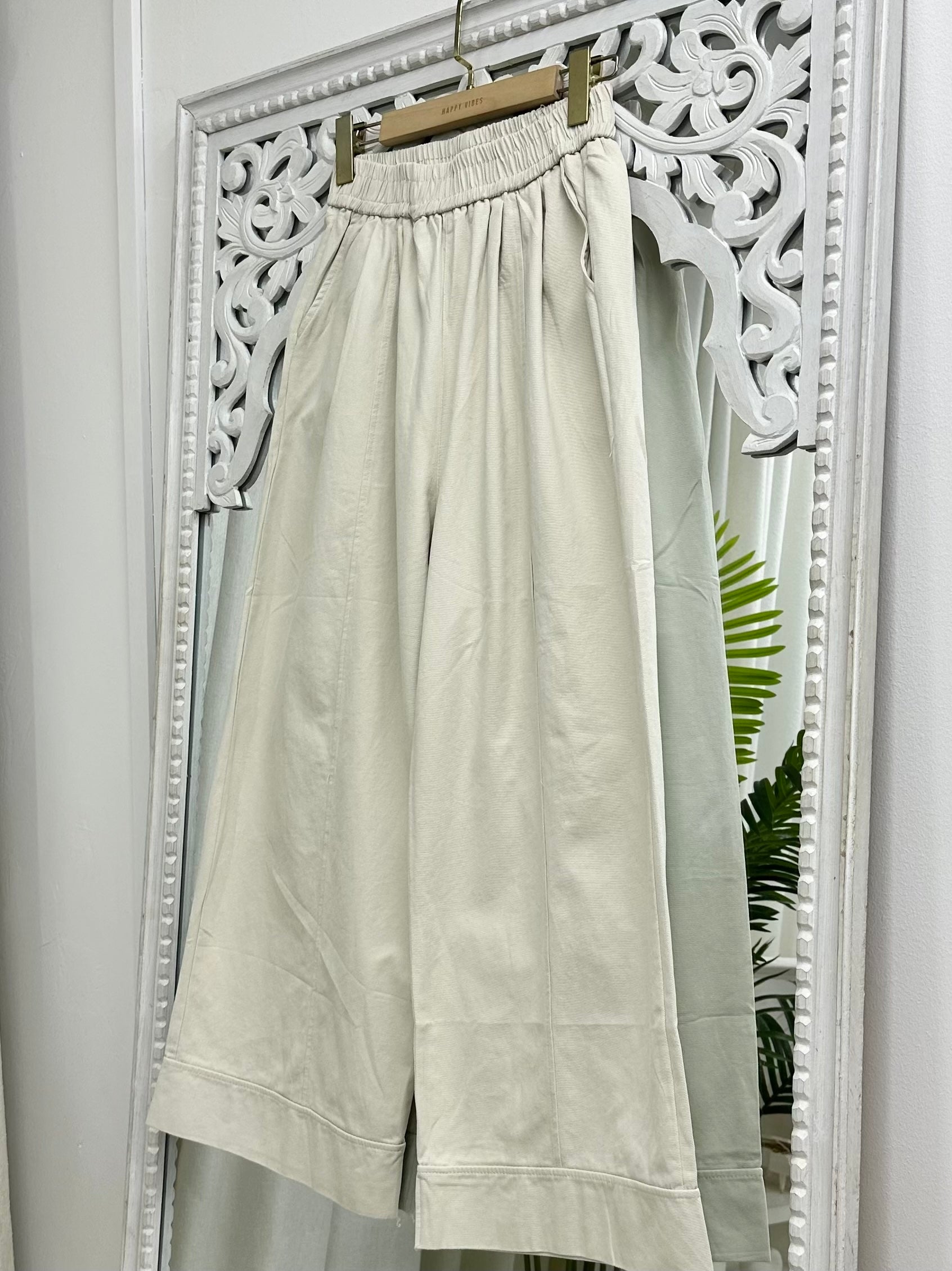 Relaxed Elastic Waist Pants