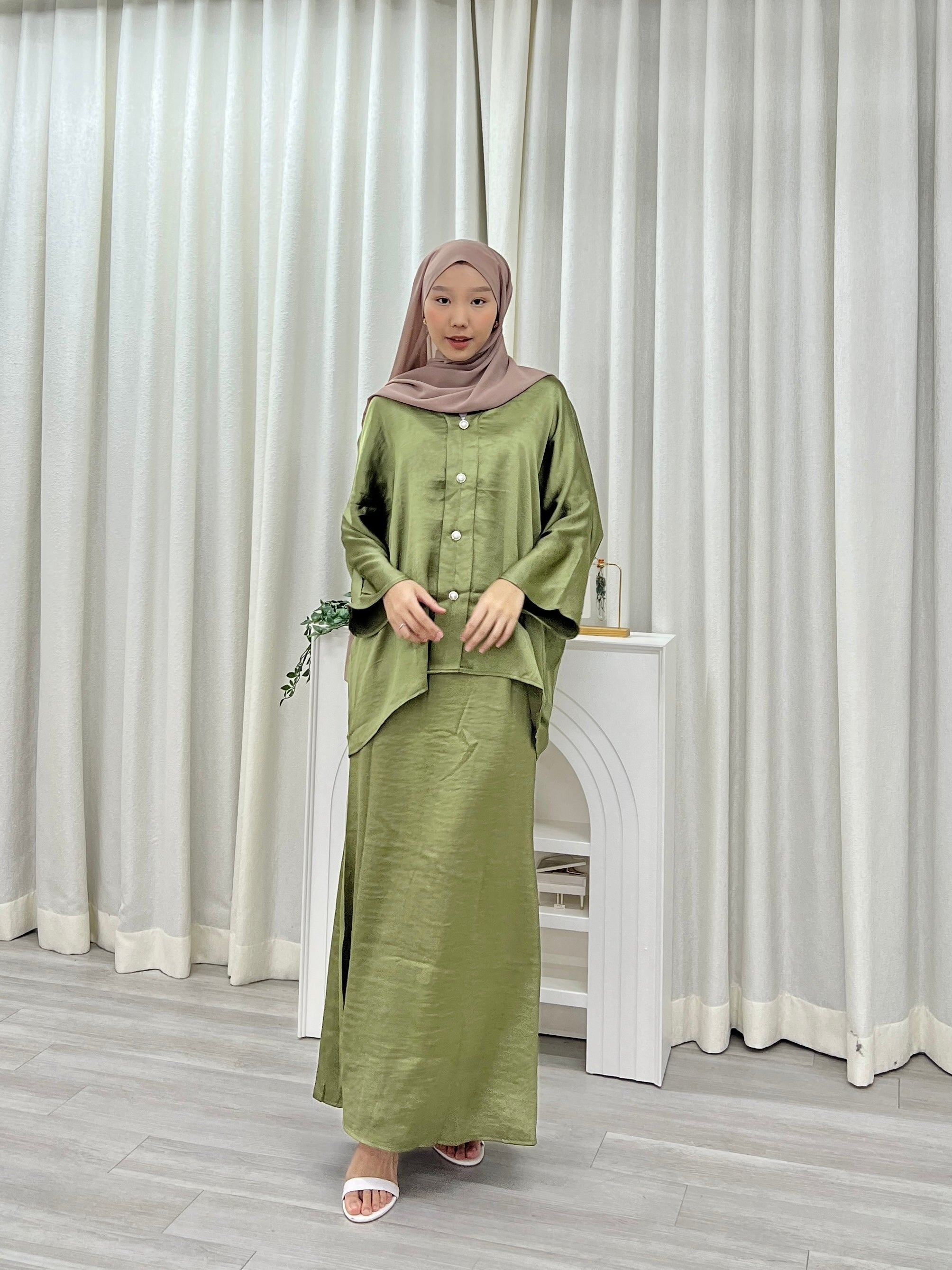 Safira Satin Button Kurung Set
