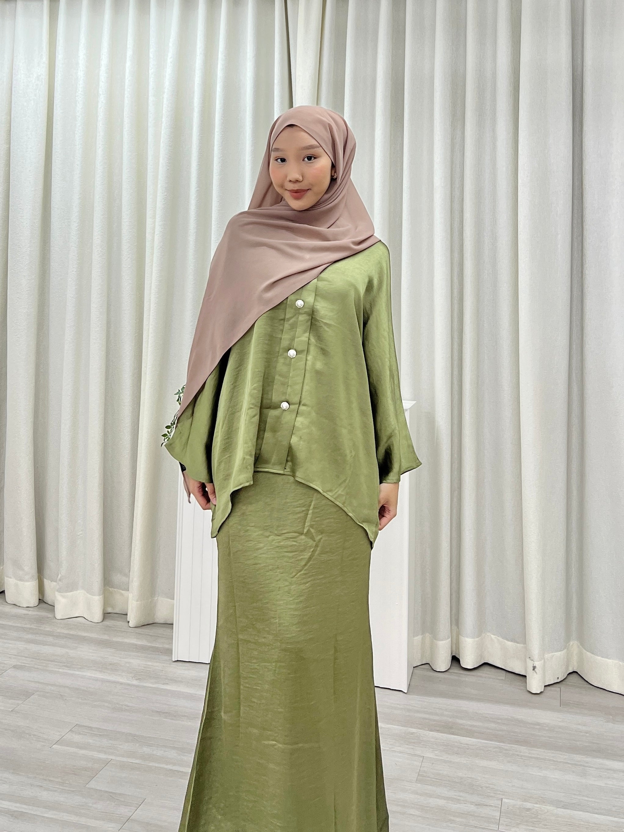 Safira Satin Button Kurung Set