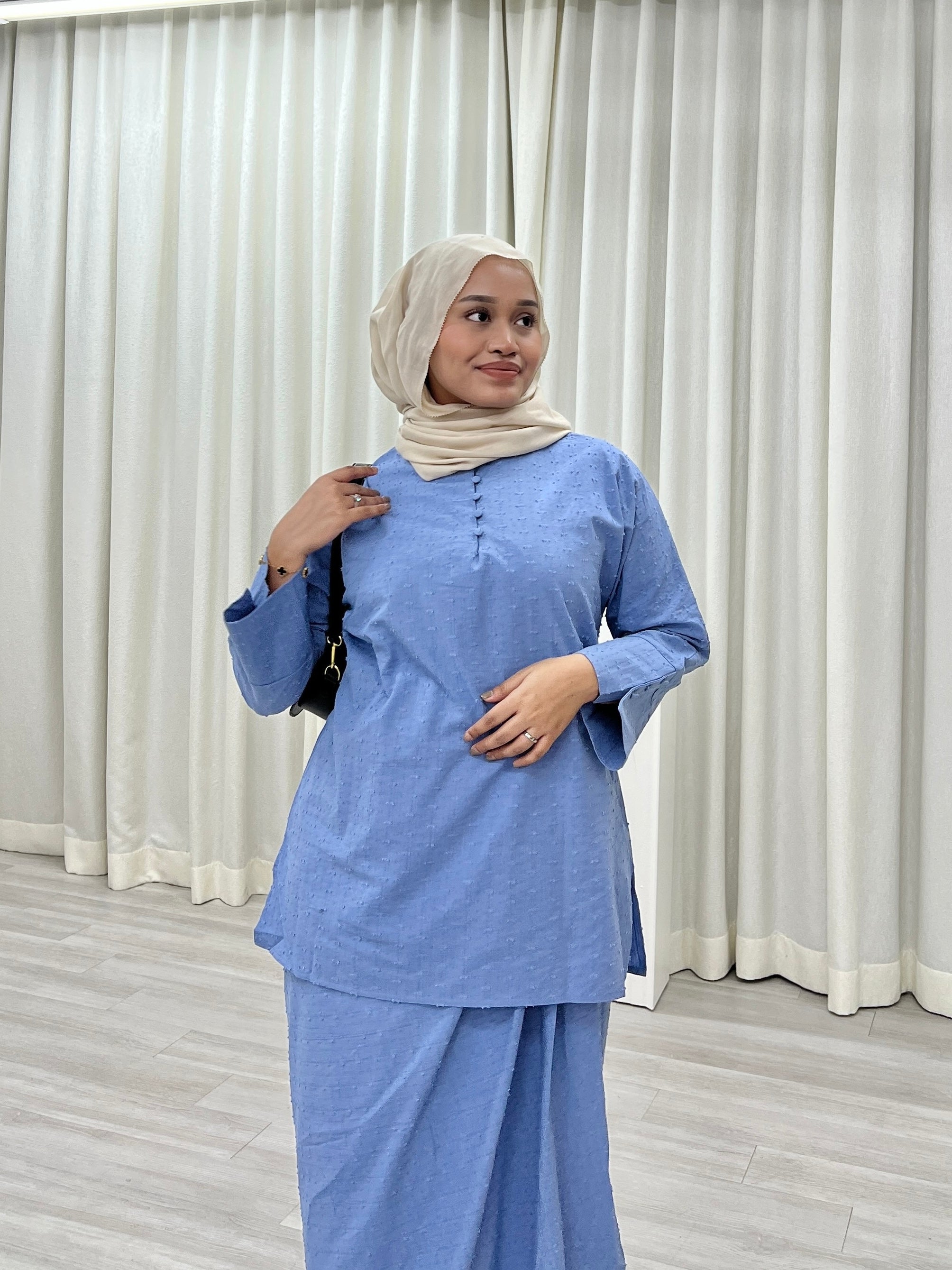 Simple Pom Pom Long Set Skirt Raya