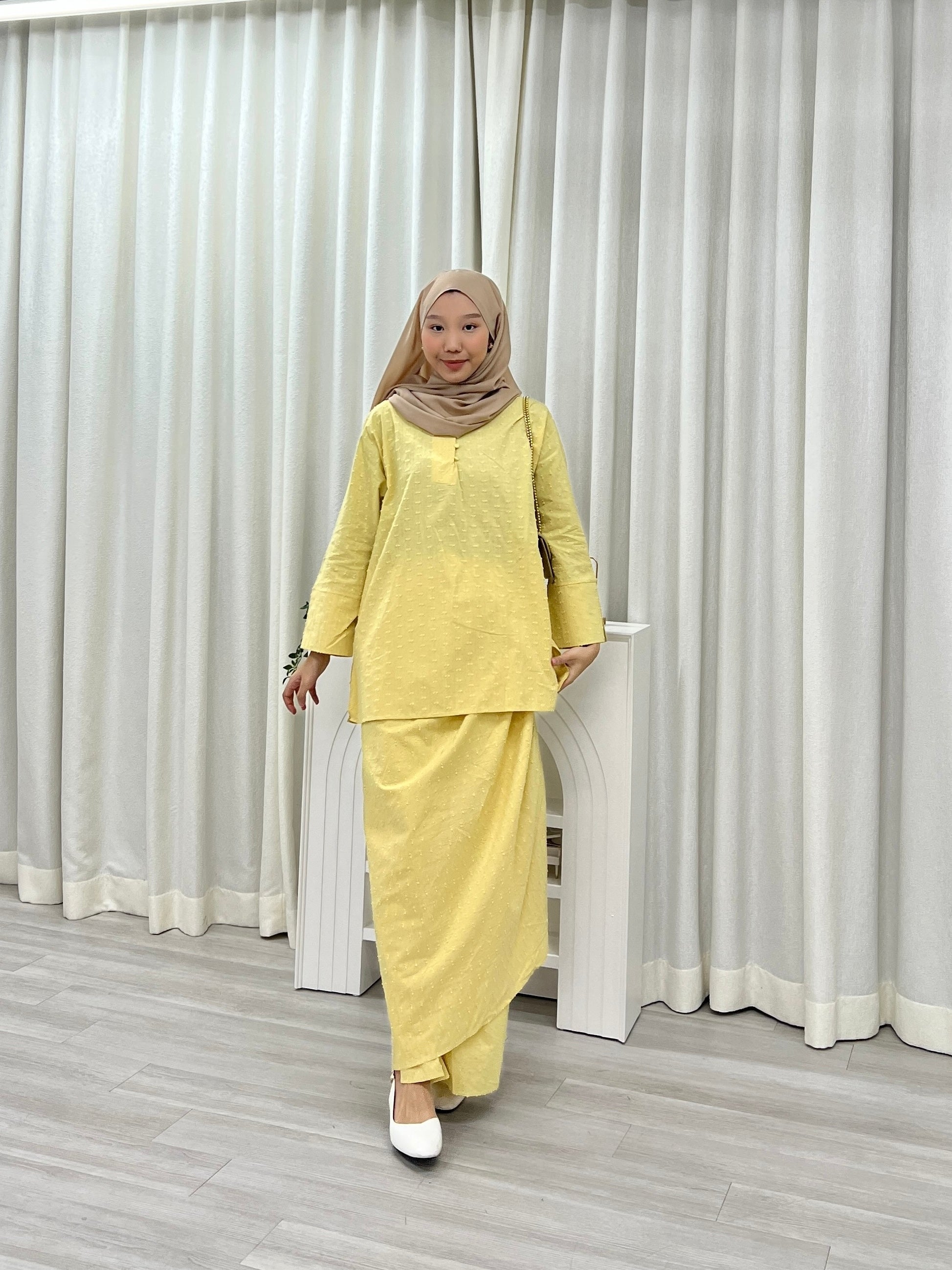 Simple Pom Pom Long Set Skirt Raya