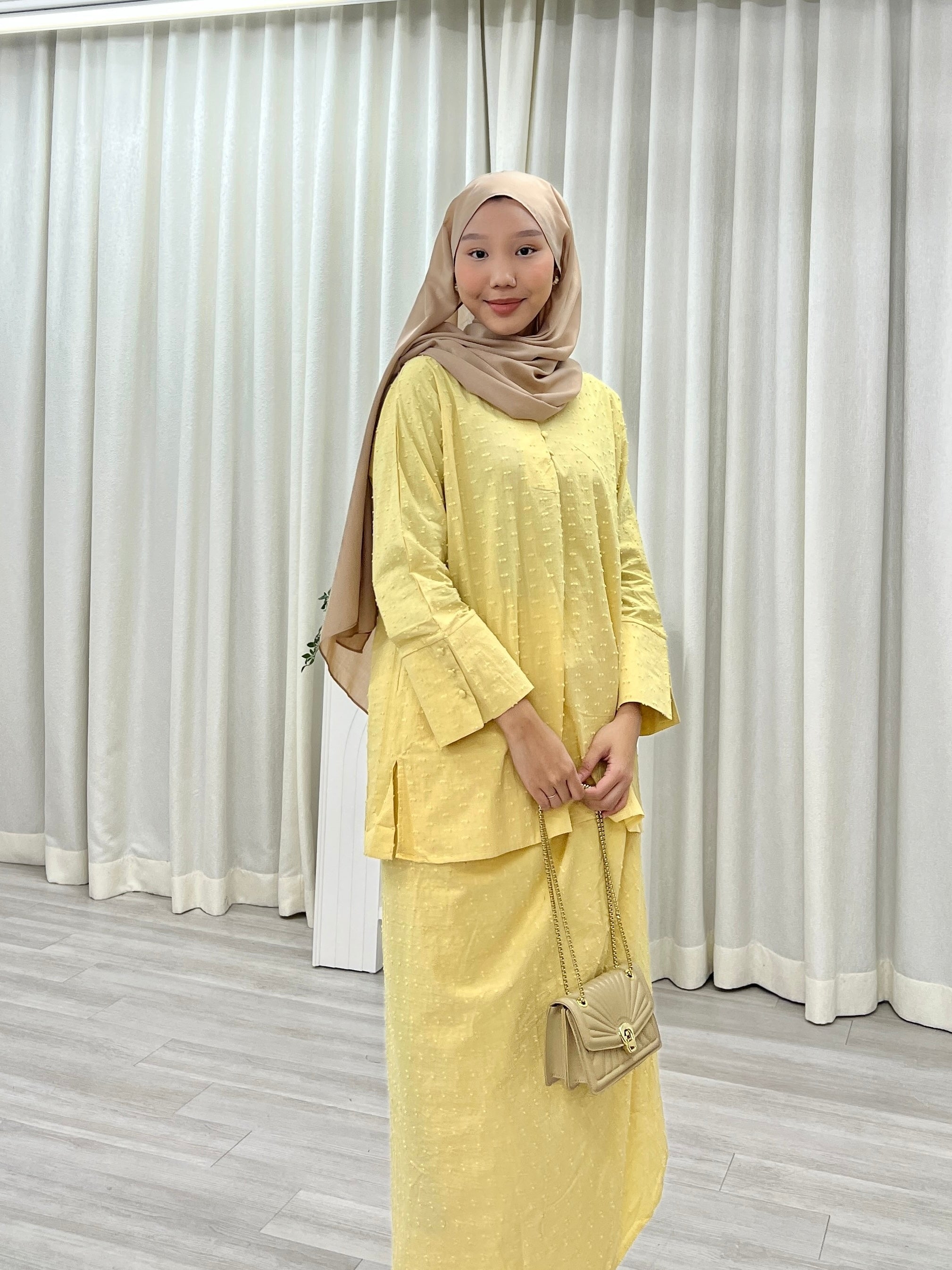 Simple Pom Pom Long Set Skirt Raya