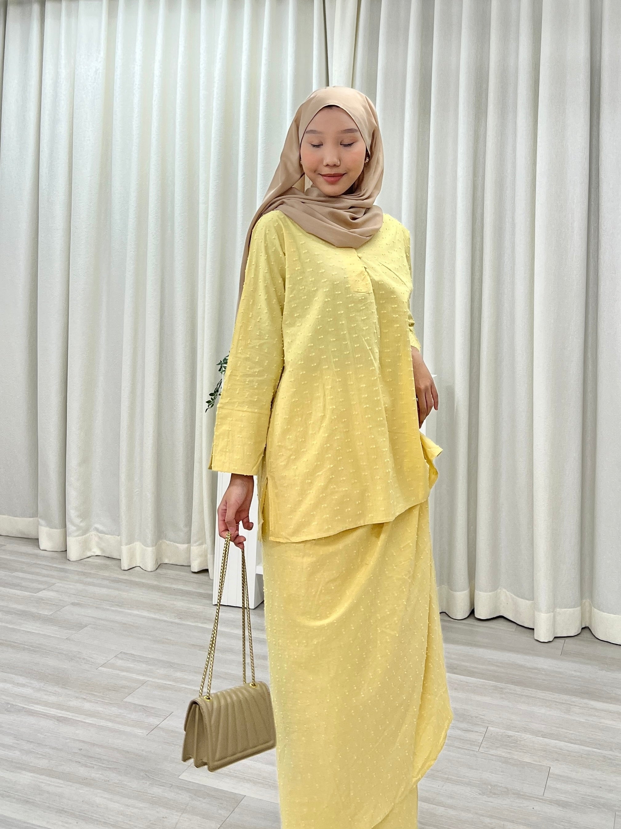 Simple Pom Pom Long Set Skirt Raya