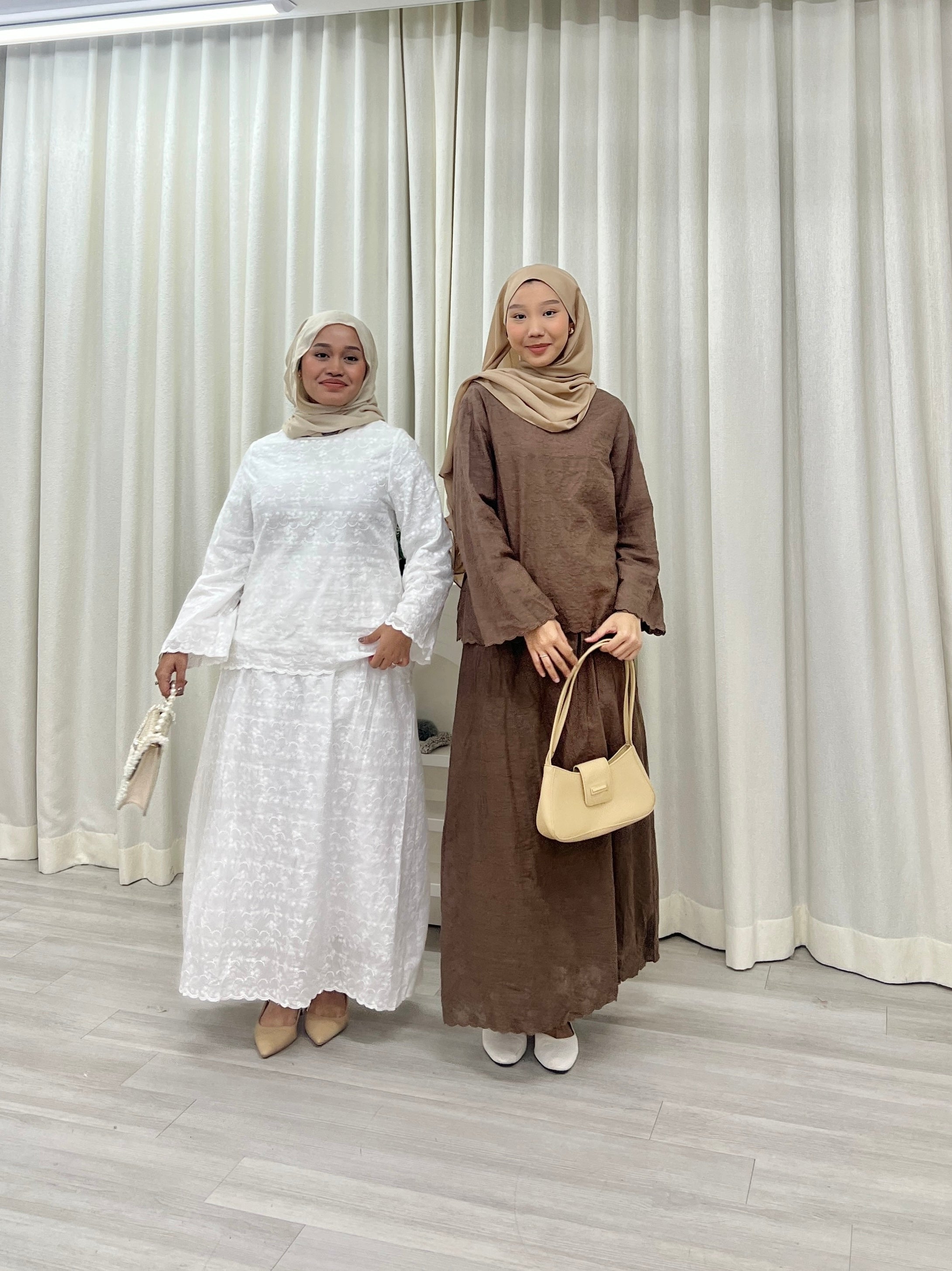 Ayu Eyelet Top Skirt Set (Attached Lining)