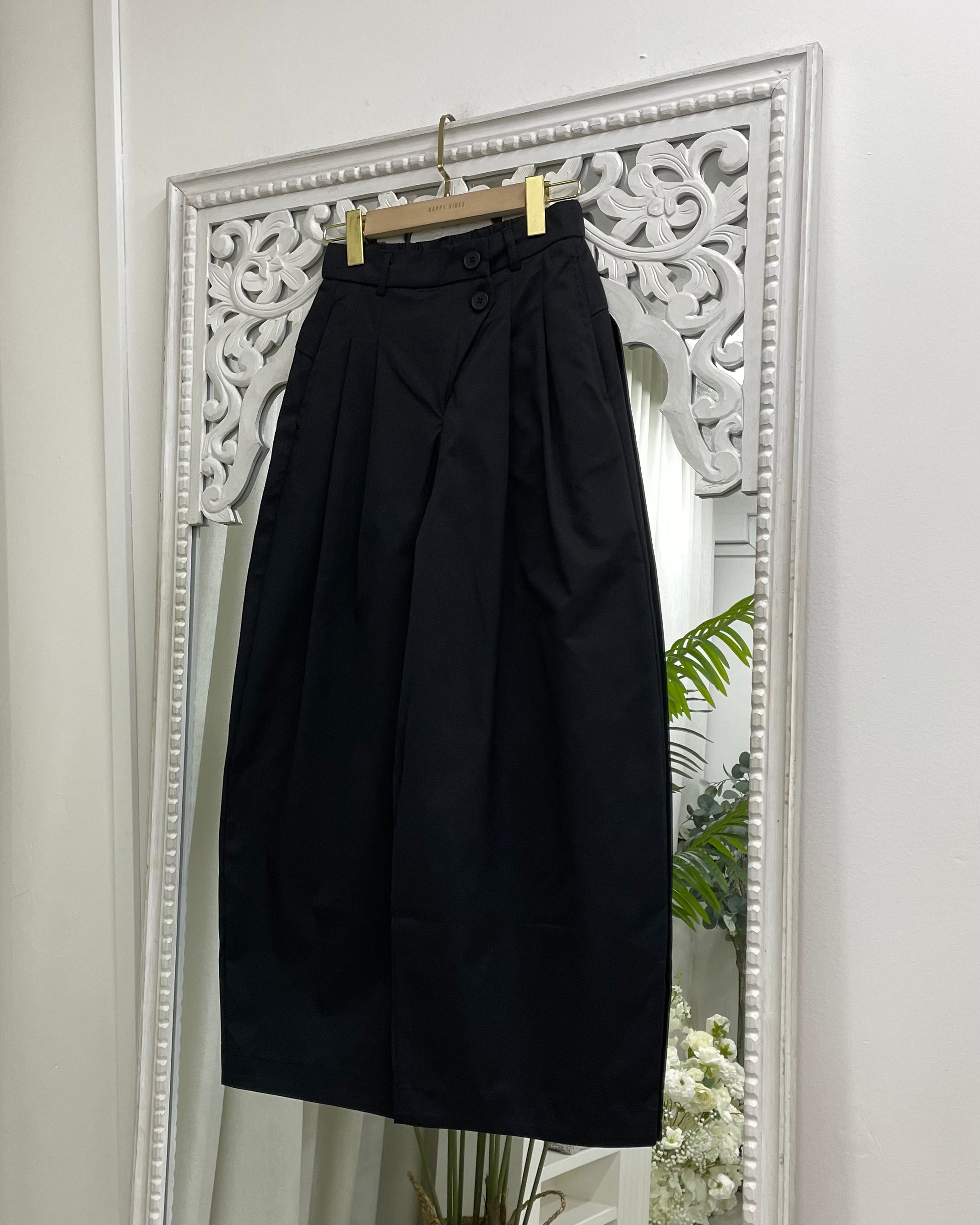 Soft Asymmetrical Barrel Pants