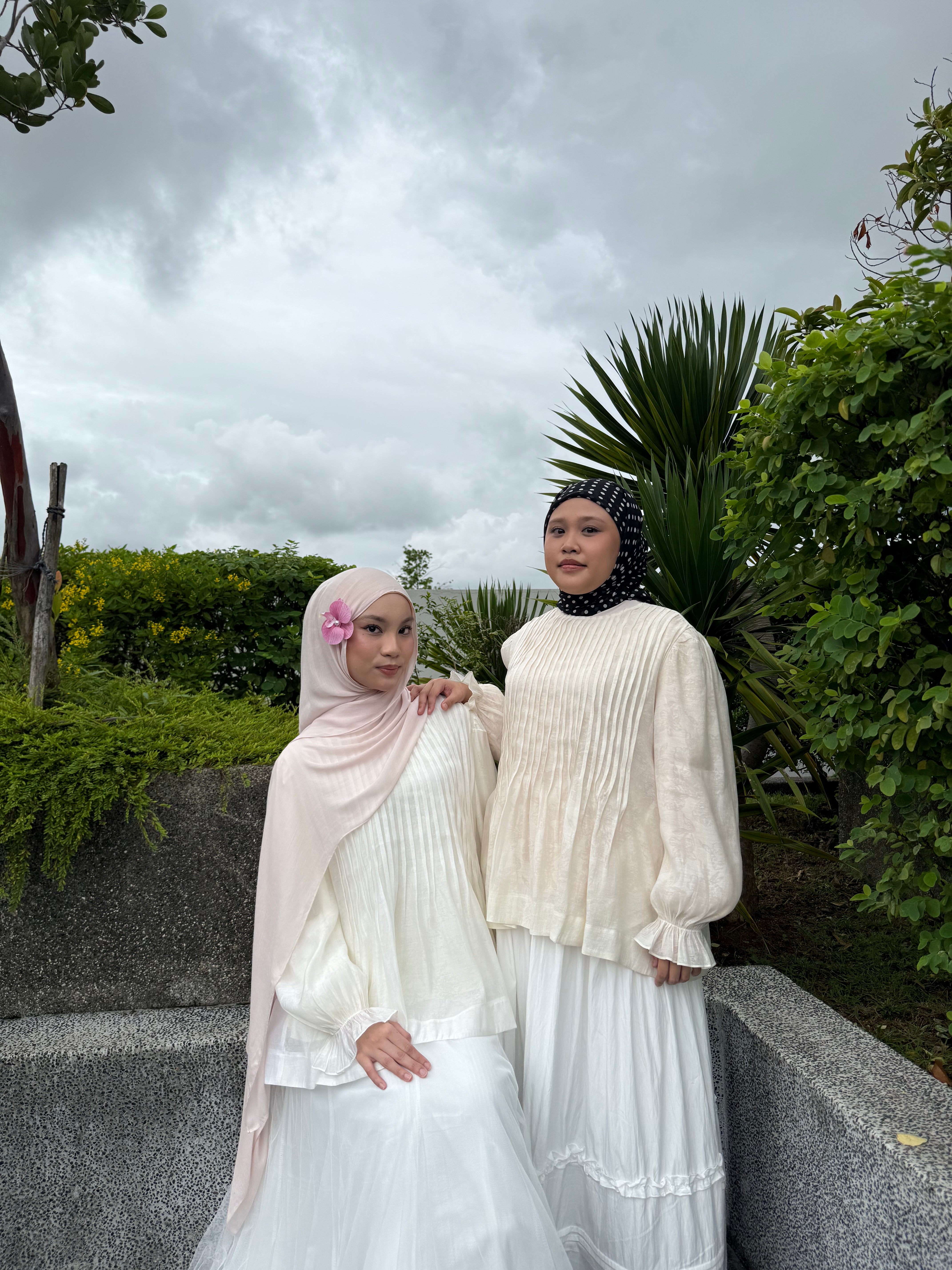 Ophelia Pleat Series HV Label