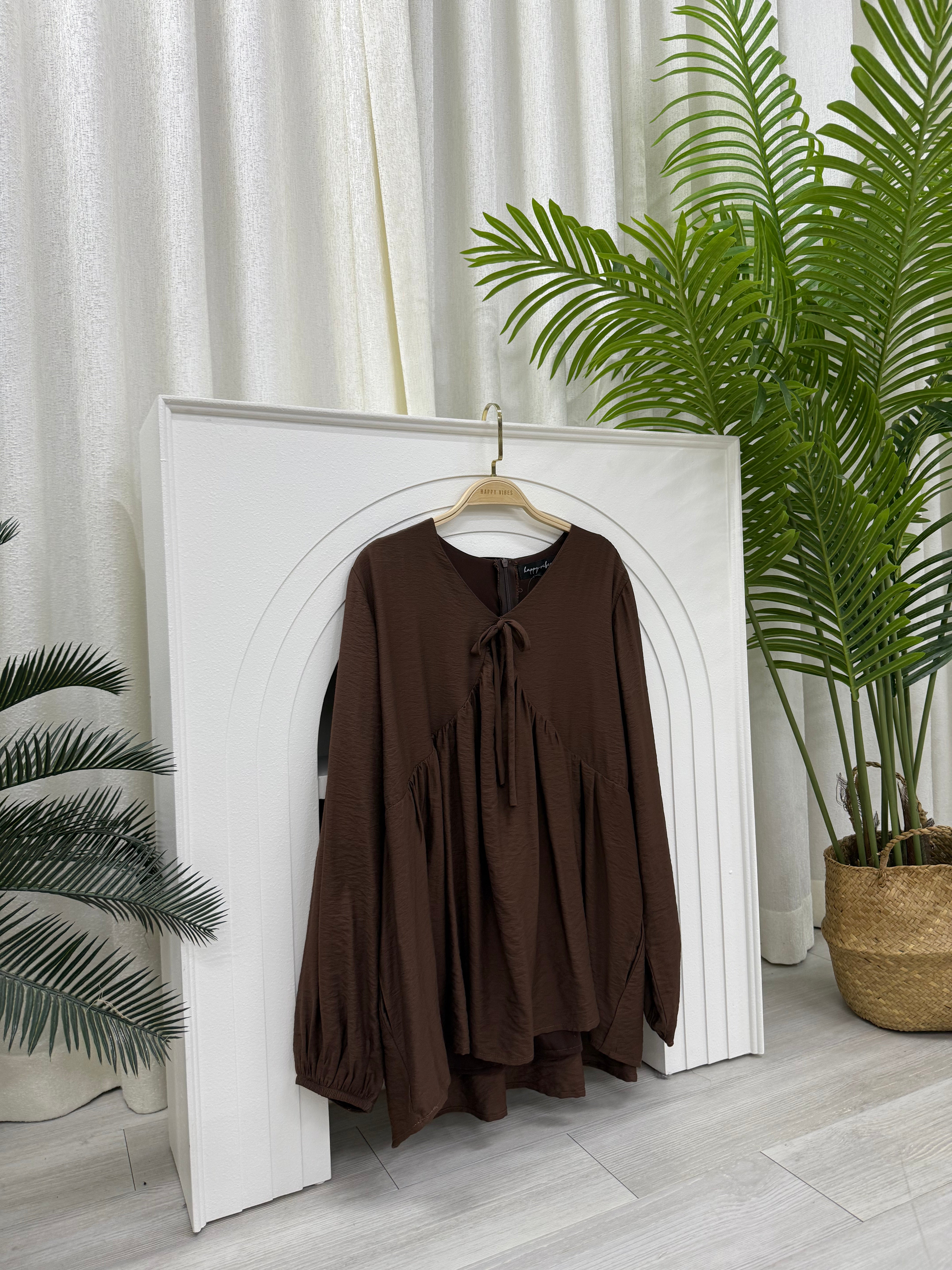 Basic Solid Empire Top