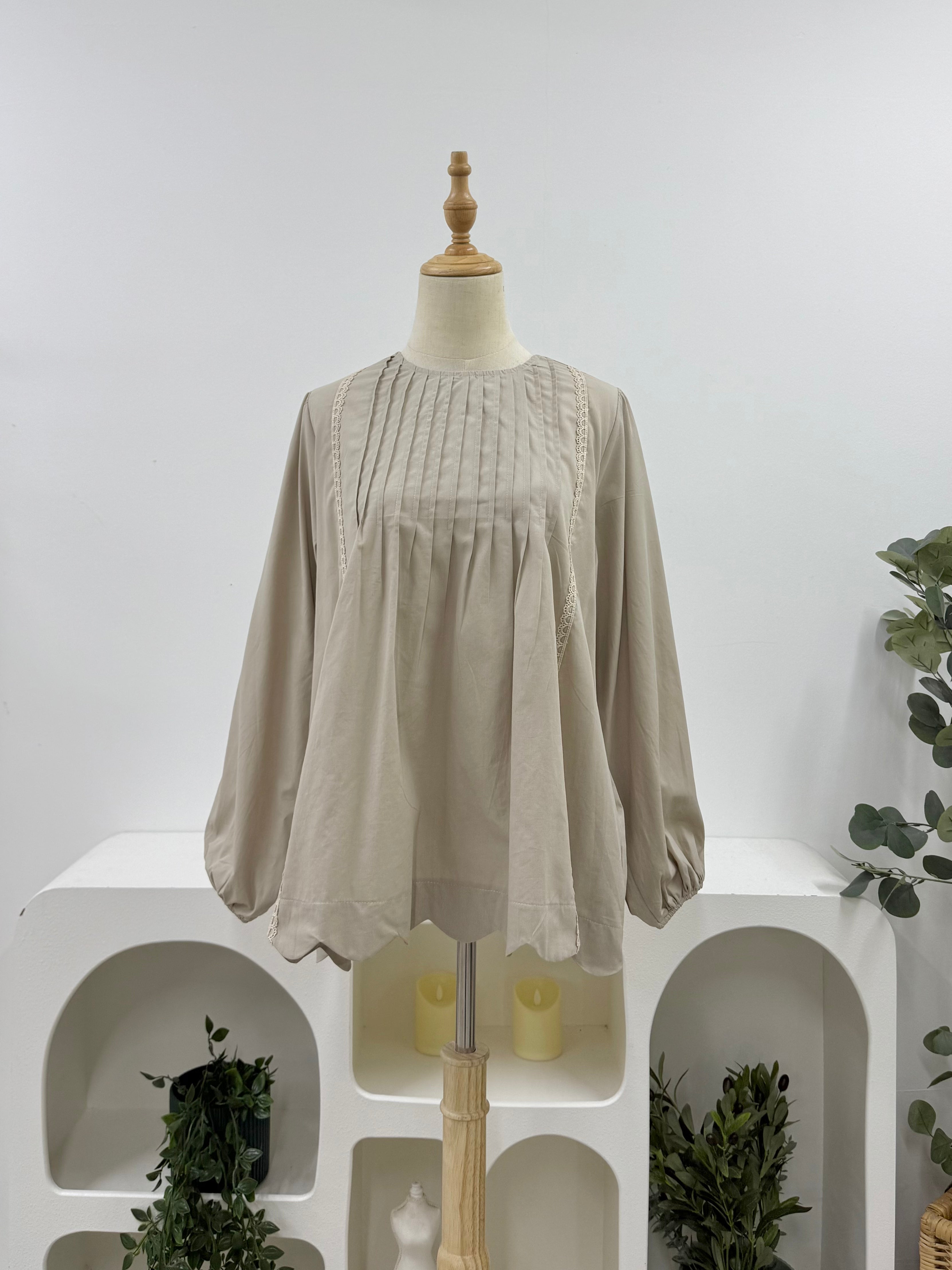 Maison Lace Pleat Blouse