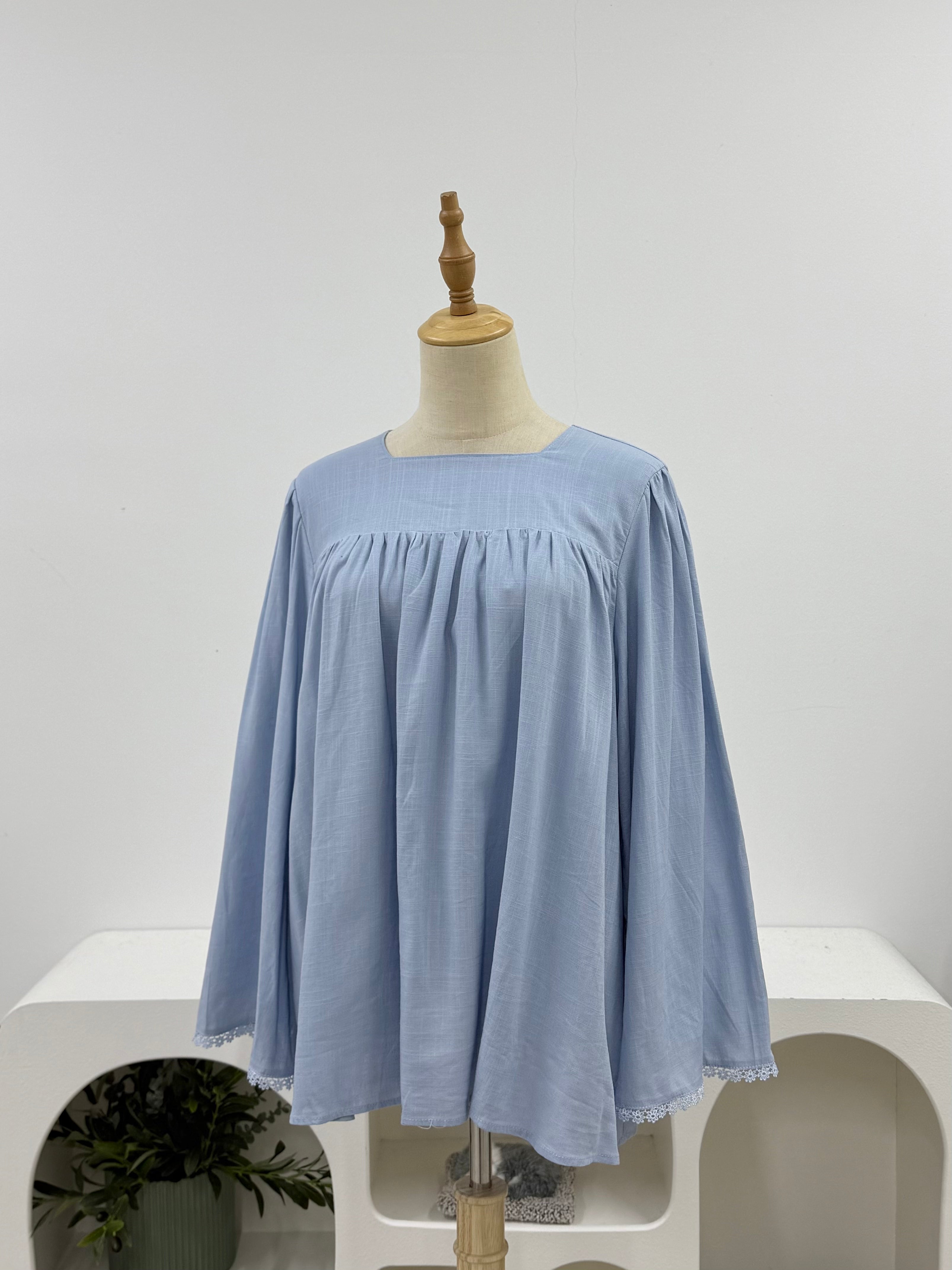 Zora Linen Lace Top HV Label