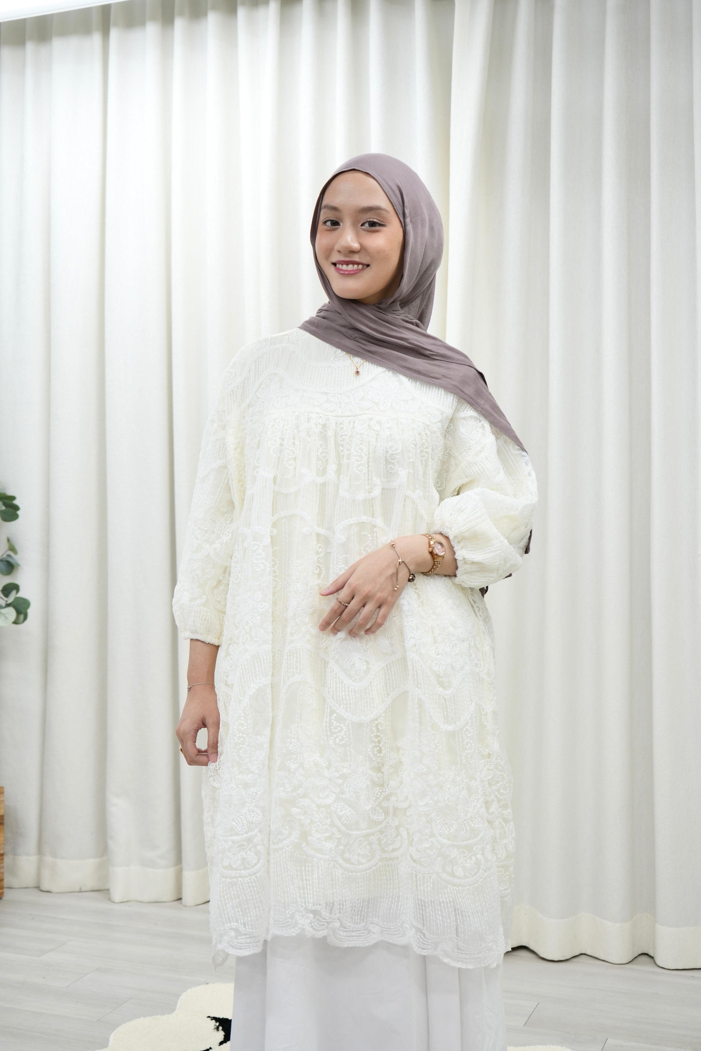Willowdoll Lineup Tunic - Celestia