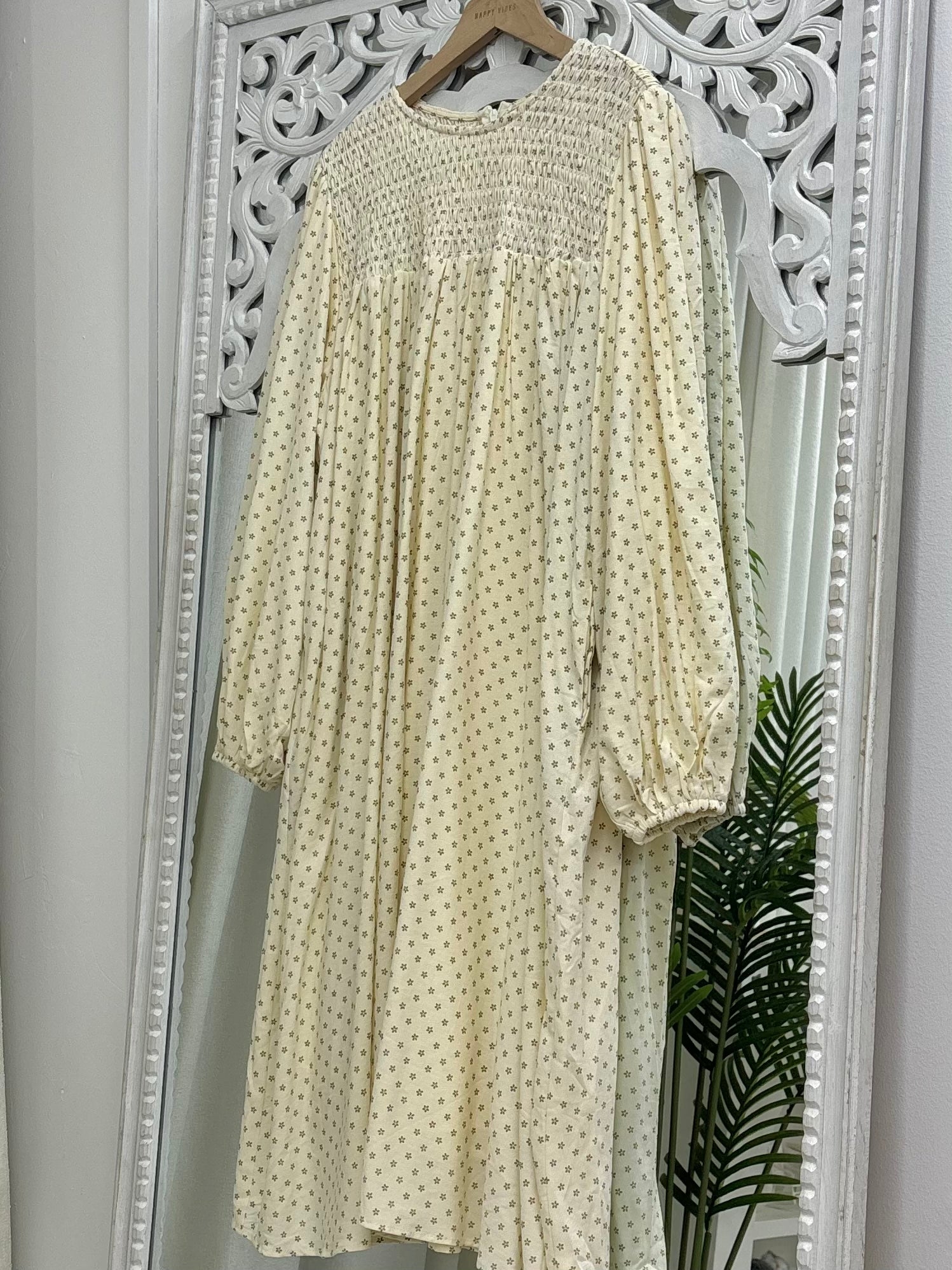 Velora Smocked Tunic - Daisy HV Label