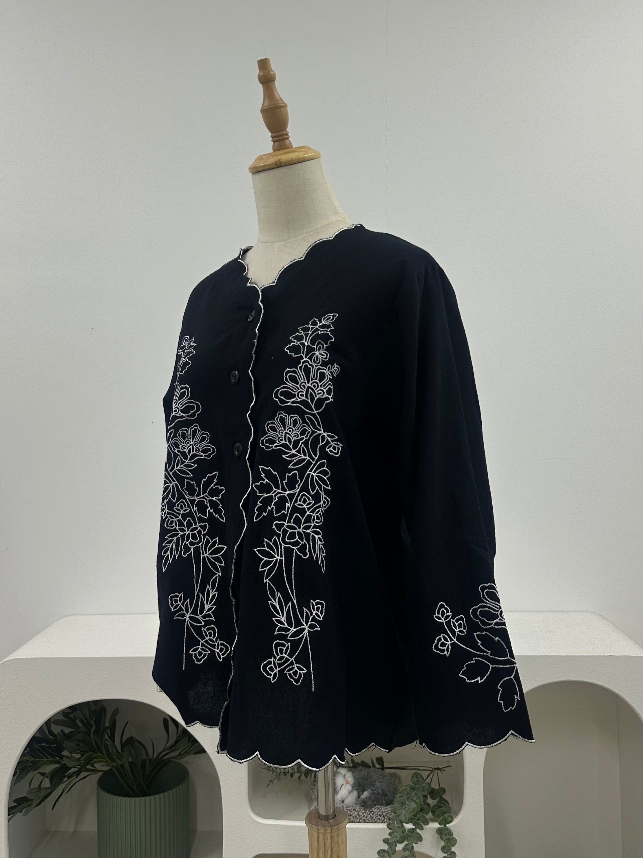 Cotton Sulam Flora Blouse