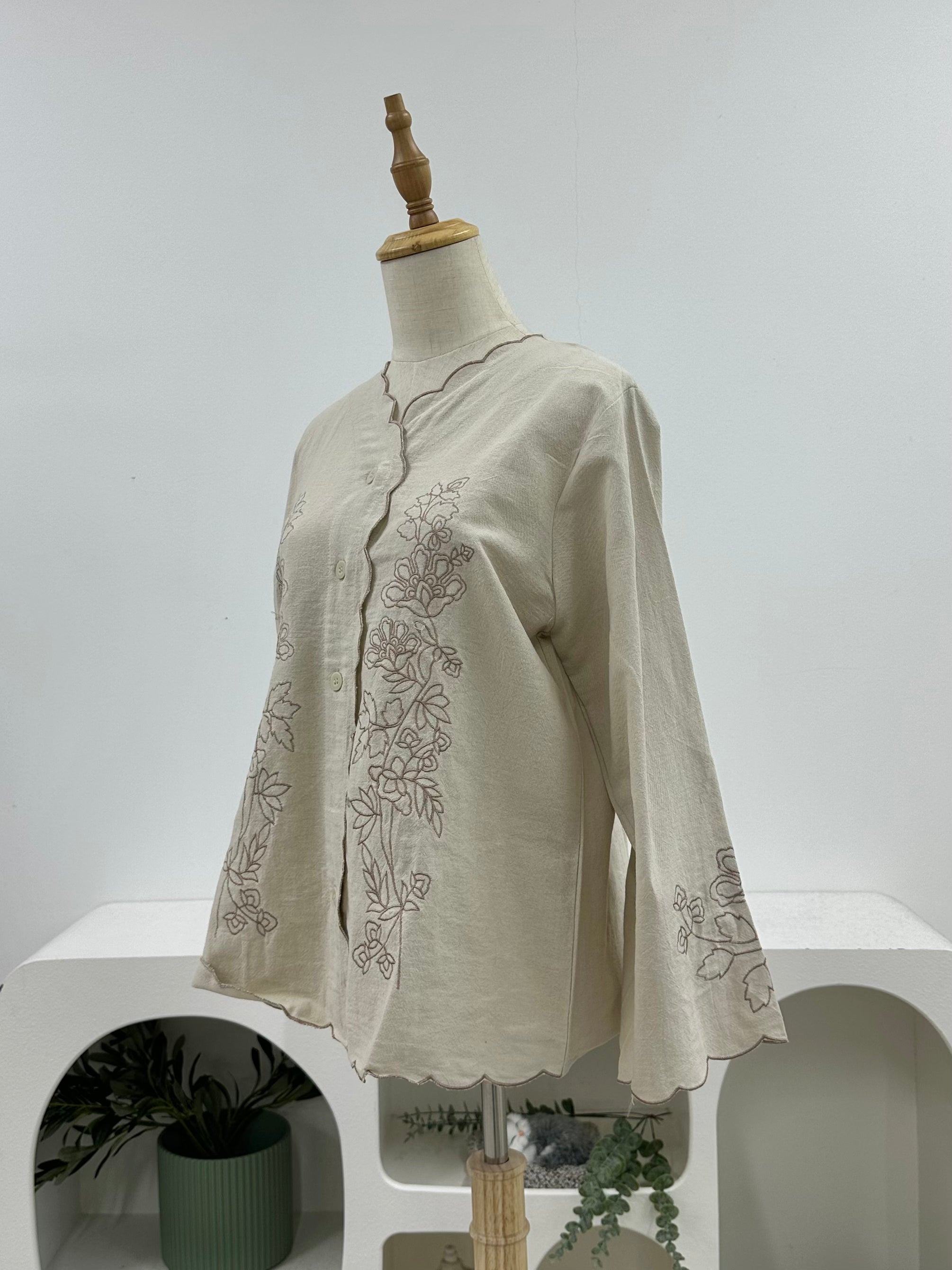 Cotton Sulam Flora Blouse