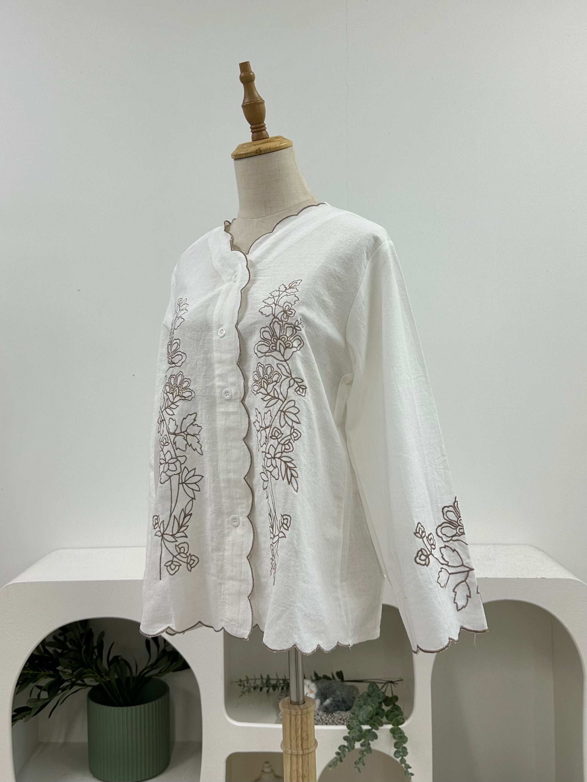 Cotton Sulam Flora Blouse