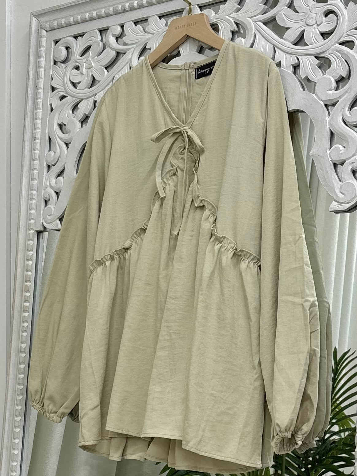 Ruffle Empire Top HV Label