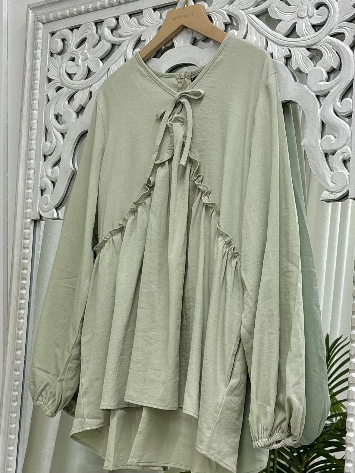 Ruffle Empire Top HV Label