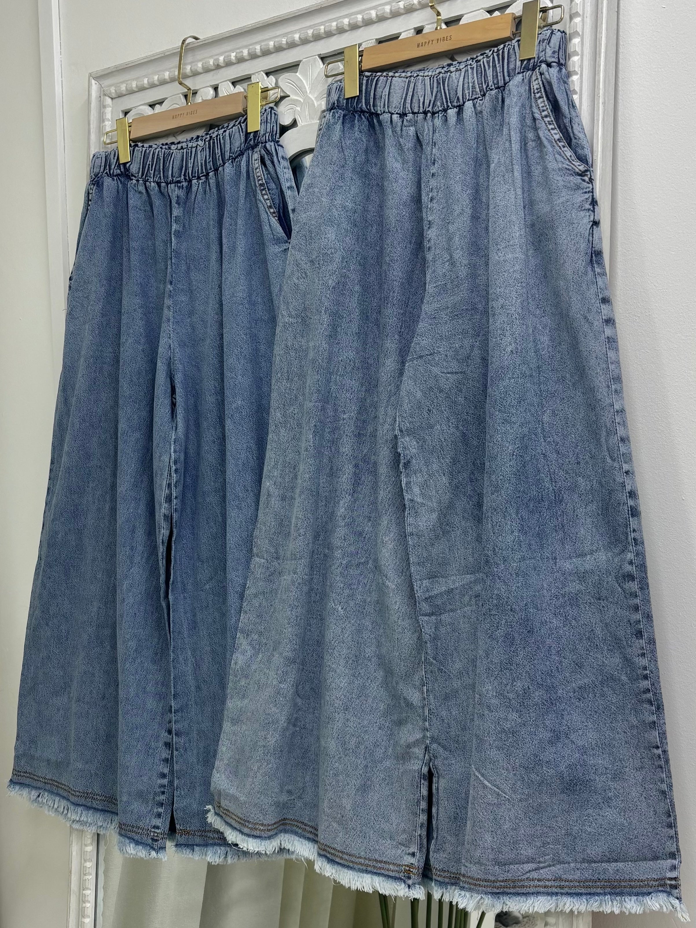Flare Elastic Ripped Denim Jeans