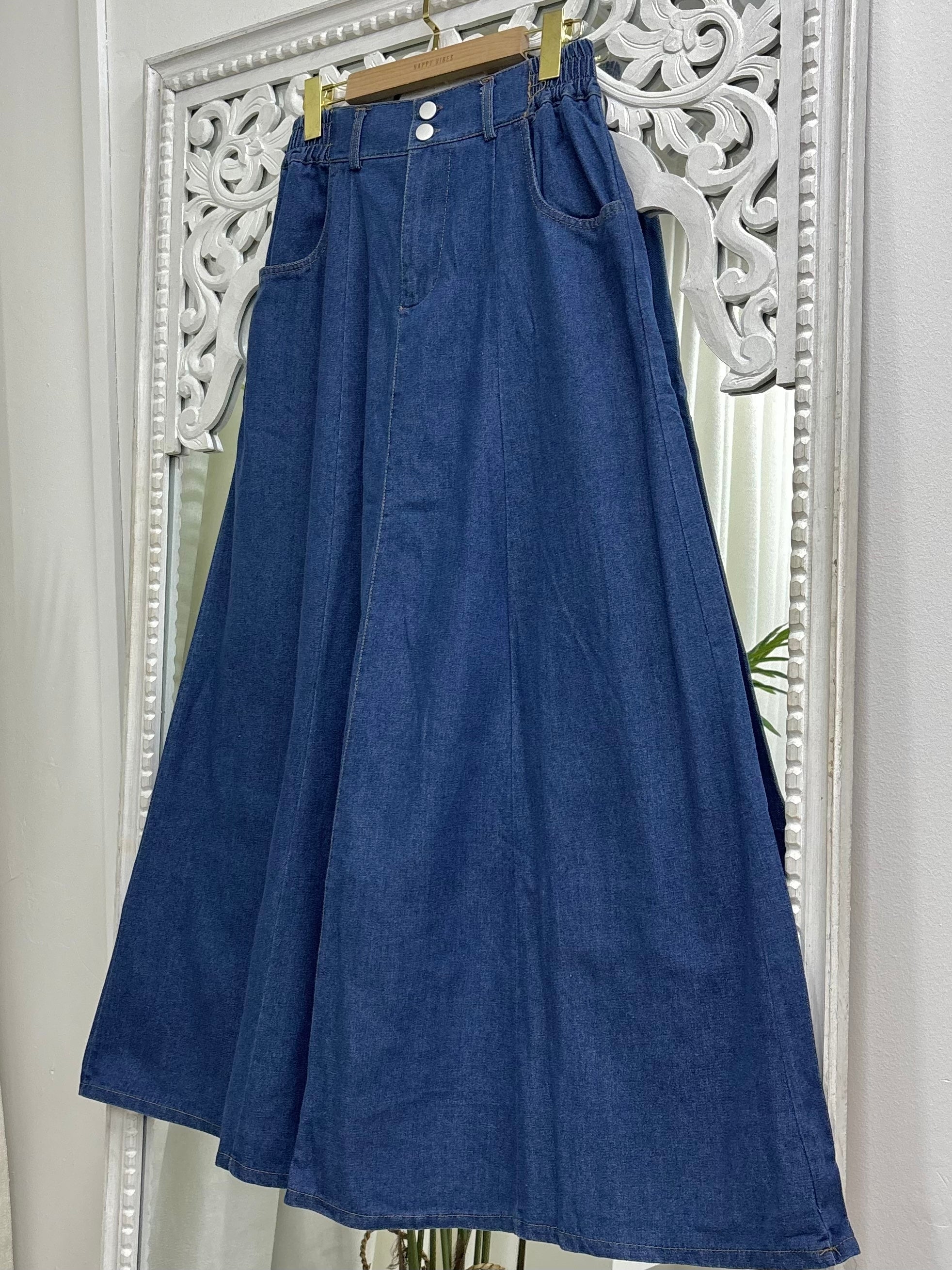 Hiya Denim Skirt - Two Button Up