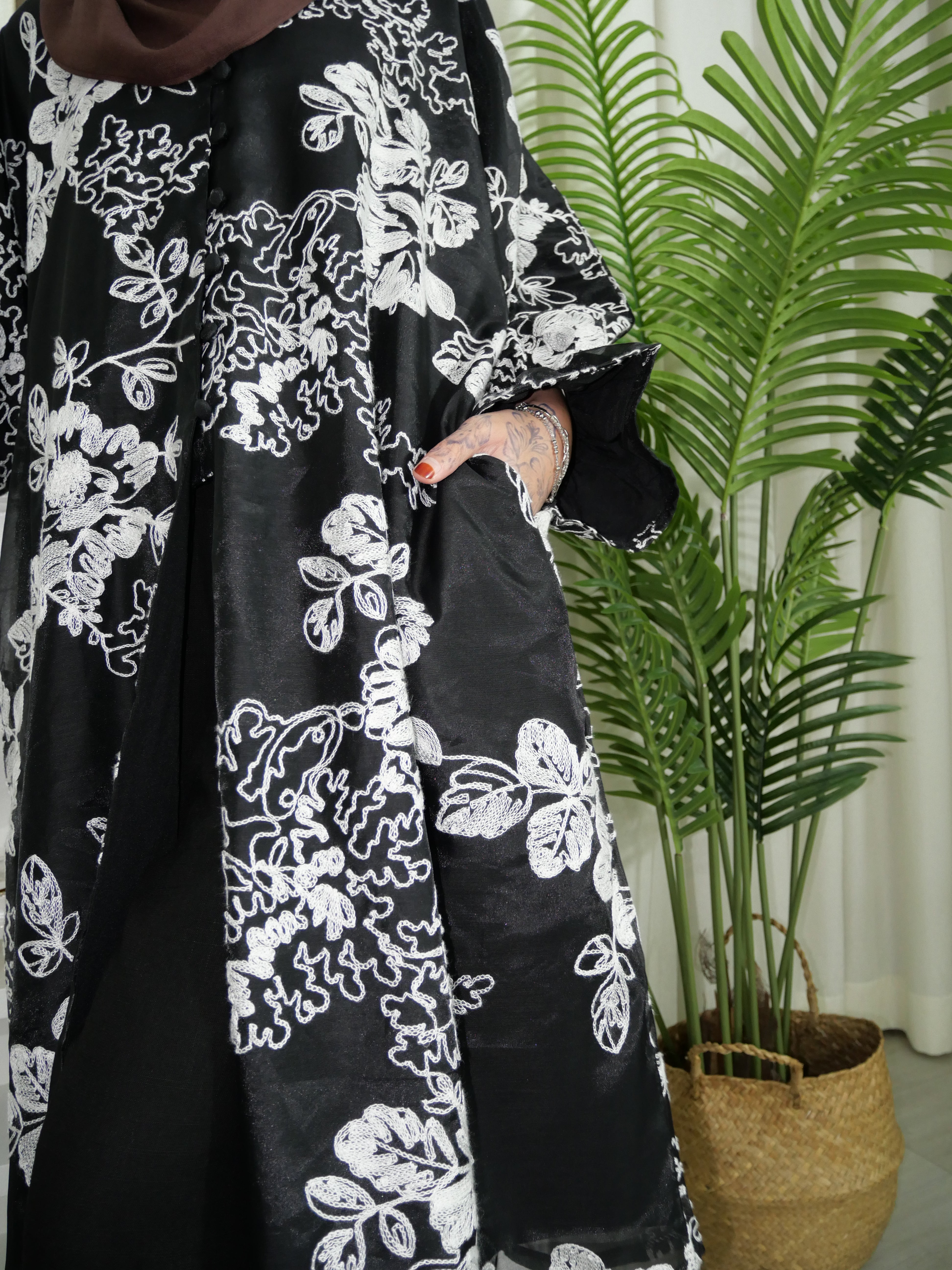 Lustre Blossom Top HV LABEL